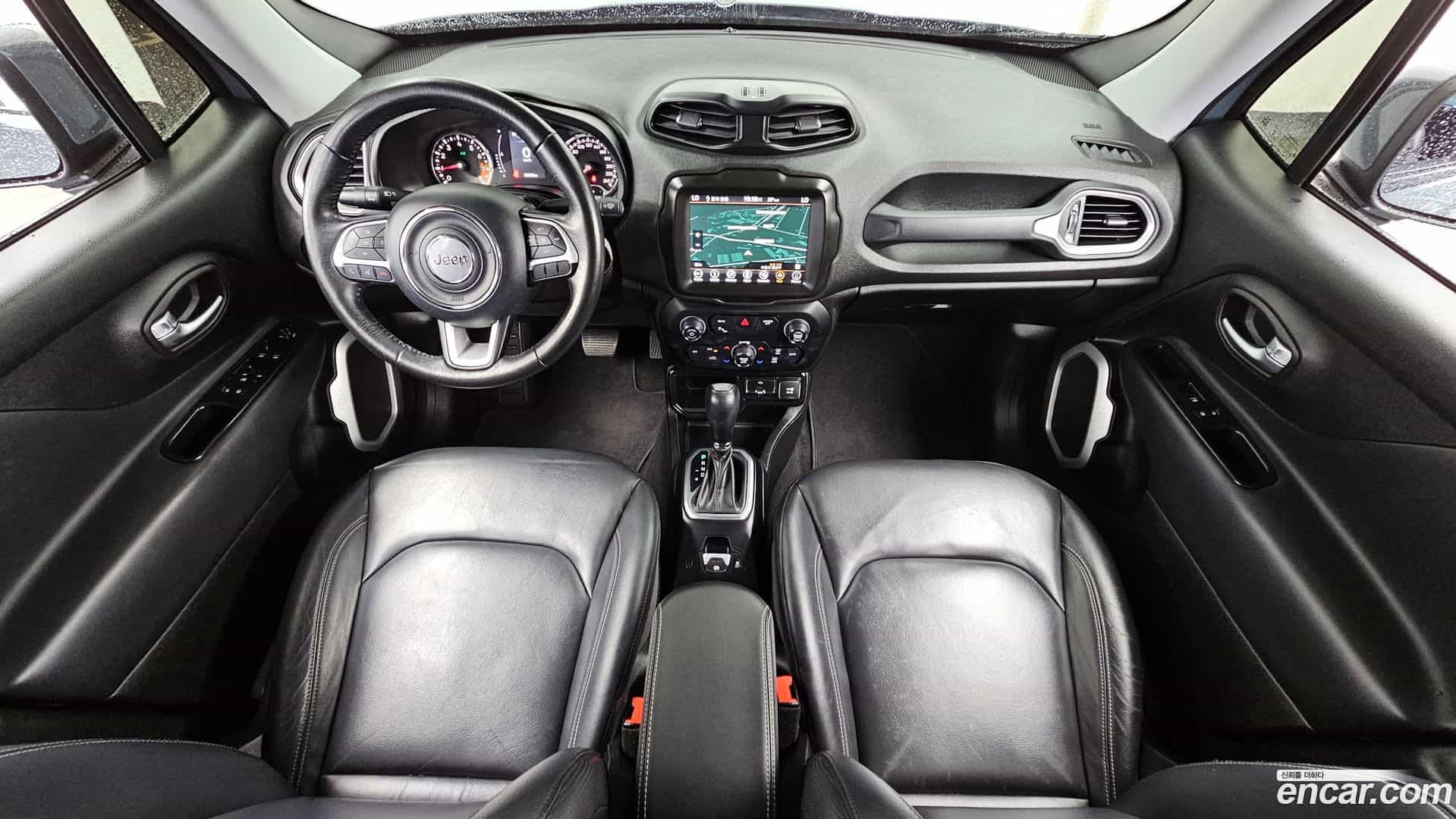 Renegade Jeep 2018.10-INNER-007