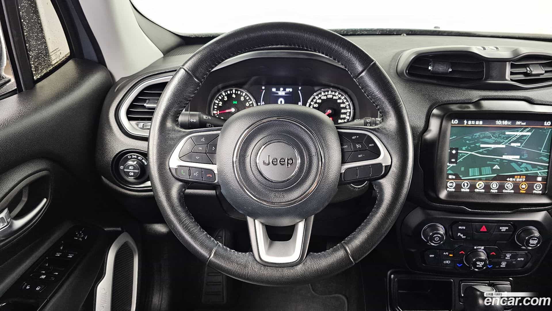 Renegade Jeep 2018.10-OPTION-017