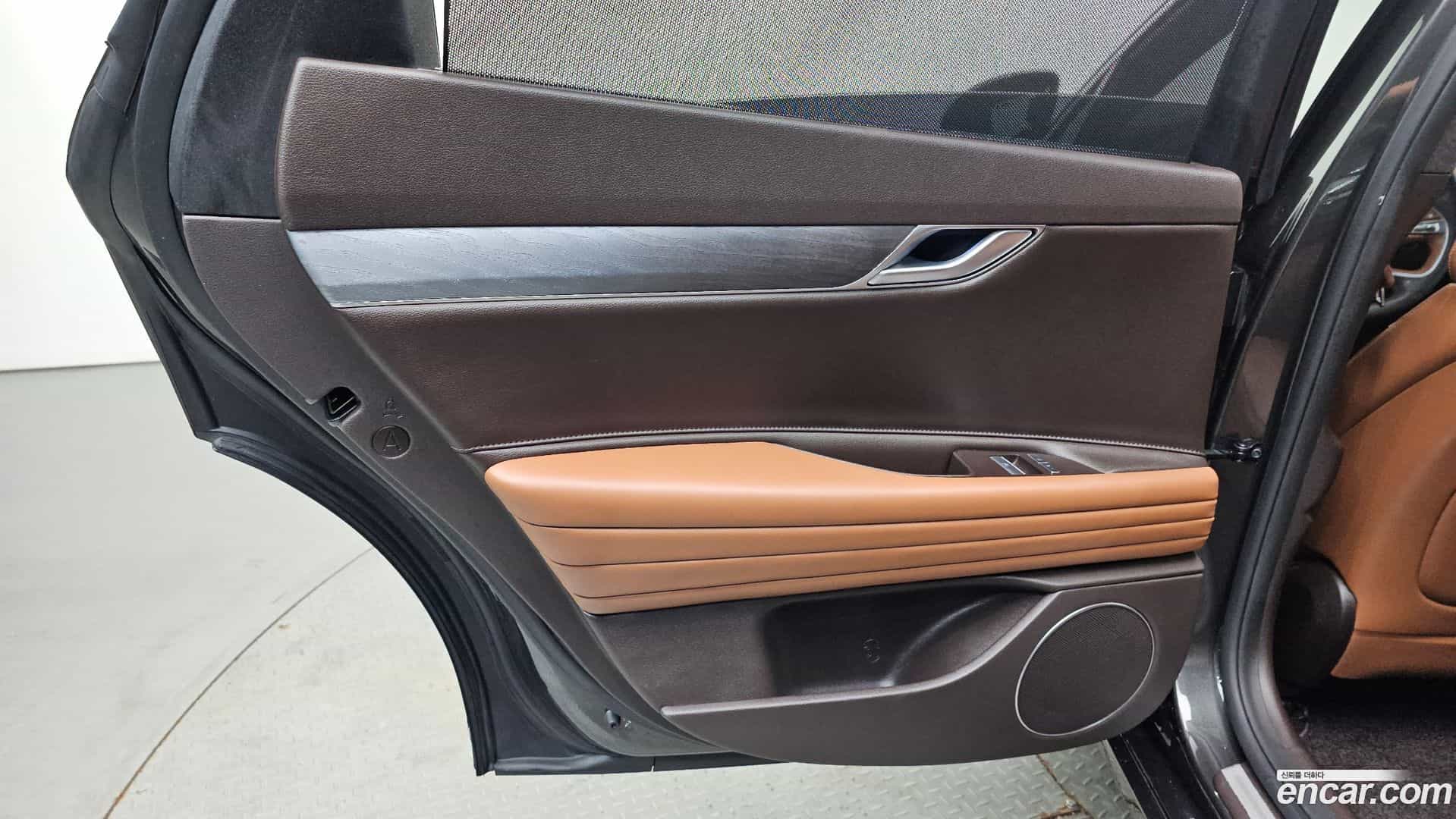 G80 Genesis 2023.9-INNER-035