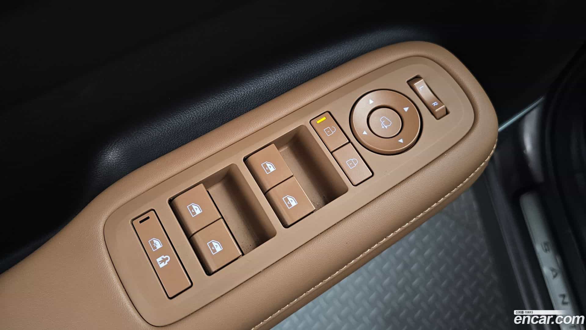 Santafe Hyundai 2023.8-OPTION-024
