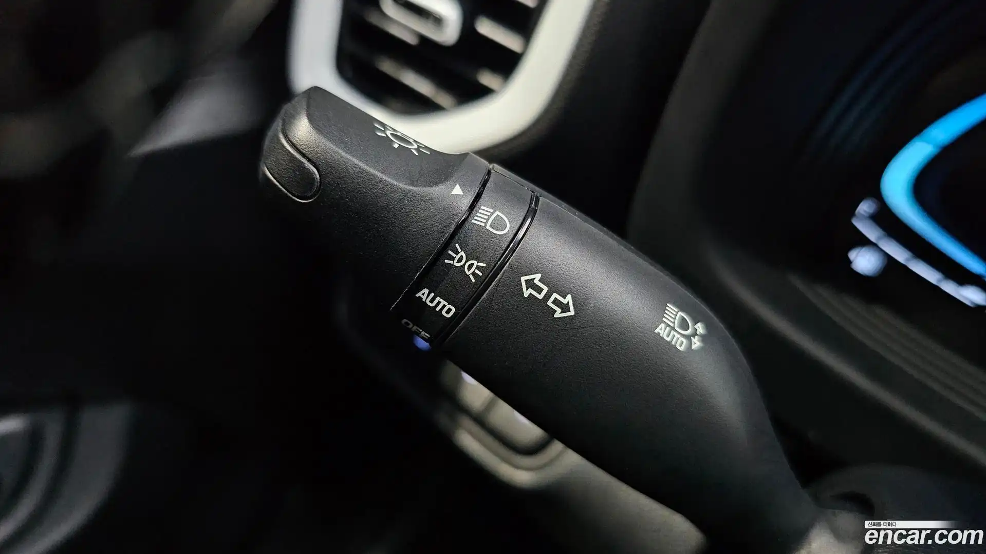 Venue Hyundai 2023.0-OPTION-023