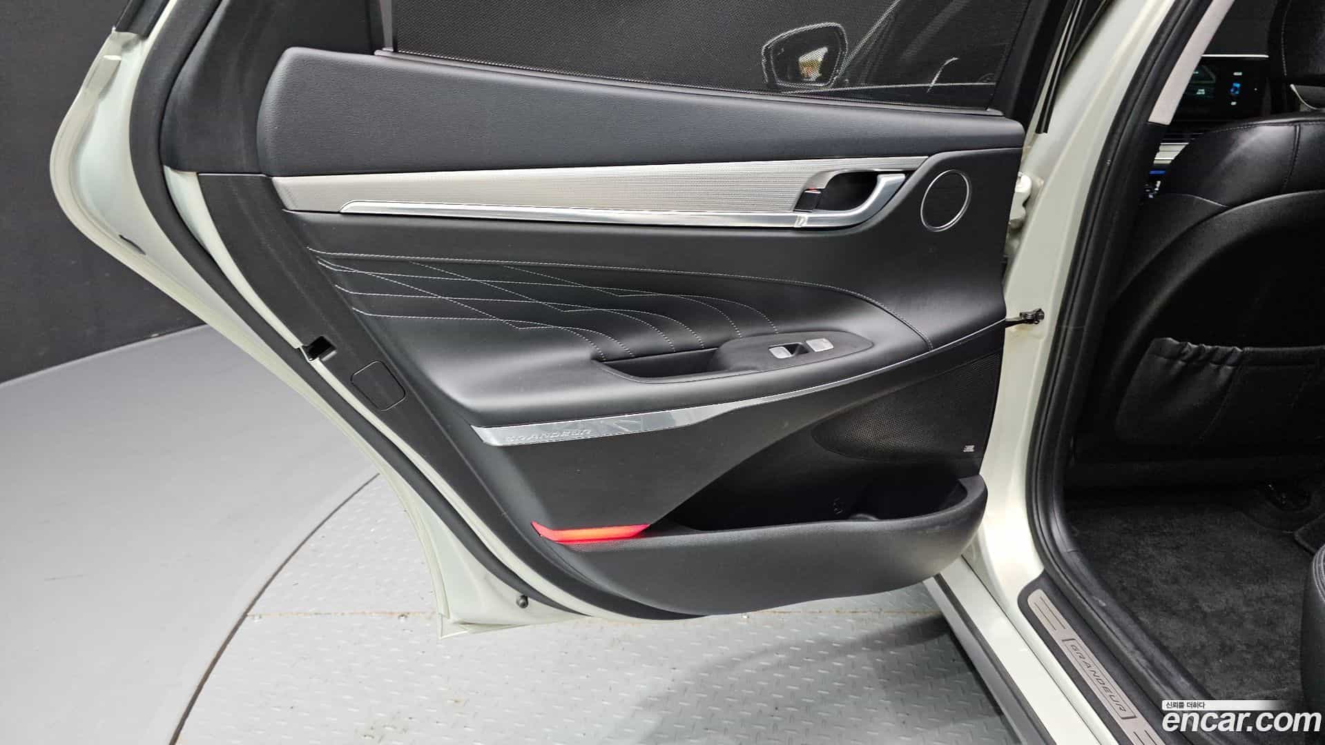 Grandeur Hyundai 2020.4-INNER-035