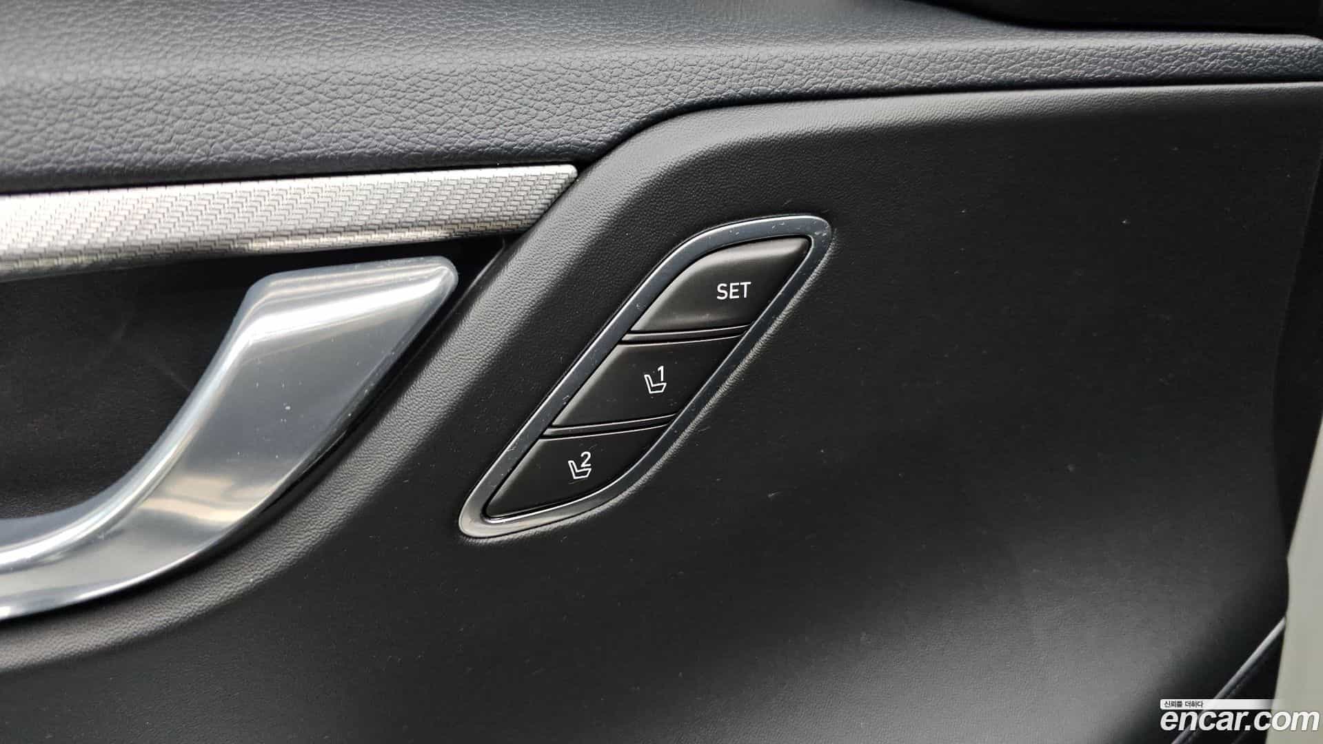 Grandeur Hyundai 2020.4-OPTION-043