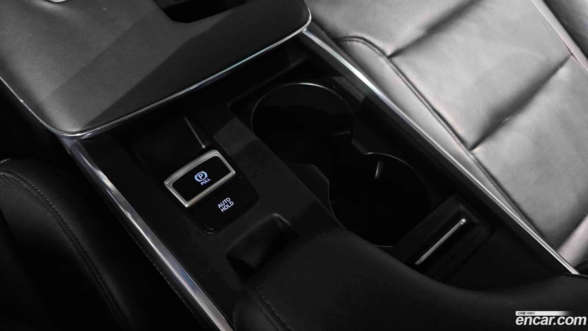 Grandeur Hyundai 2020.4-OPTION-046