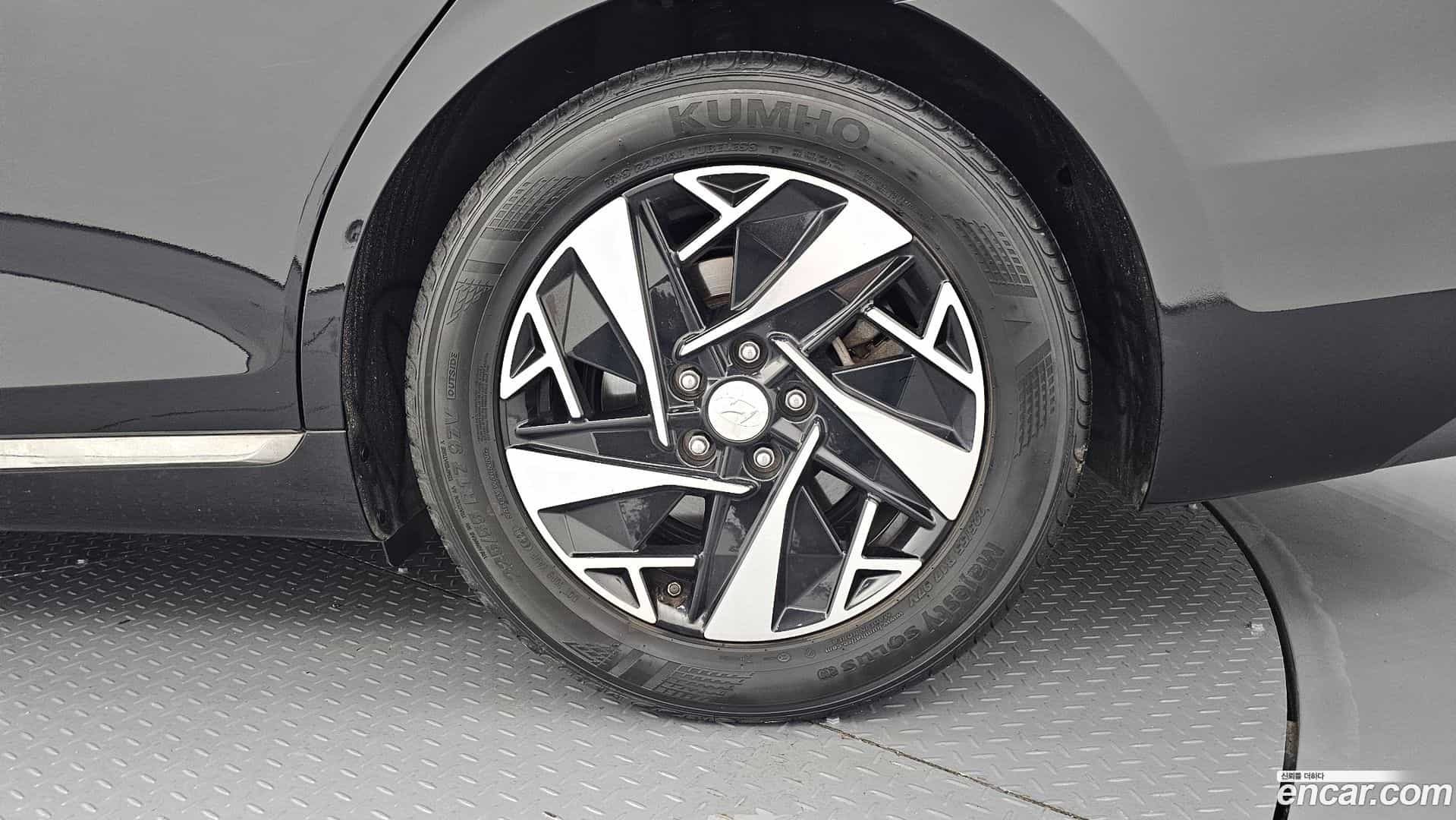 Grandeur Hyundai 2021.11-OUTER-031