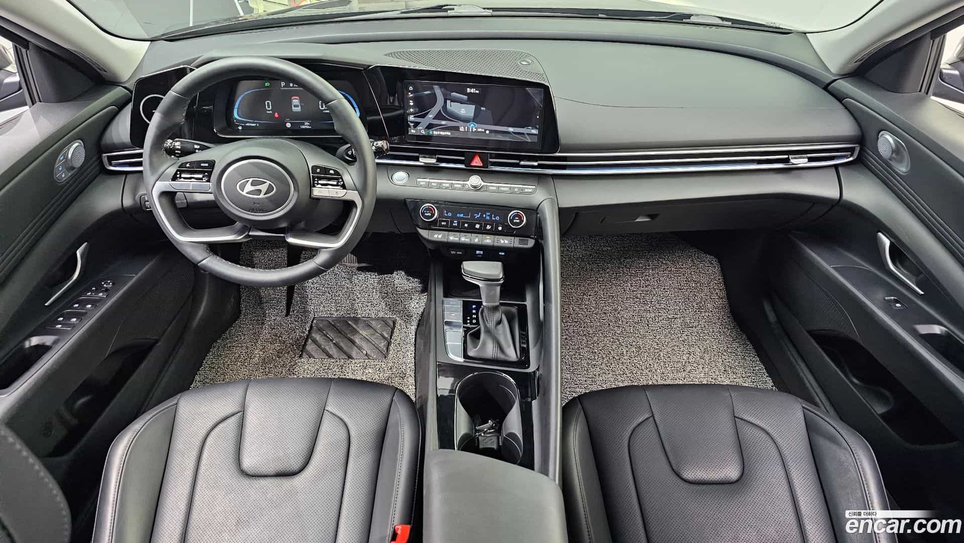 AVANTE Hyundai 2023.10-INNER-007