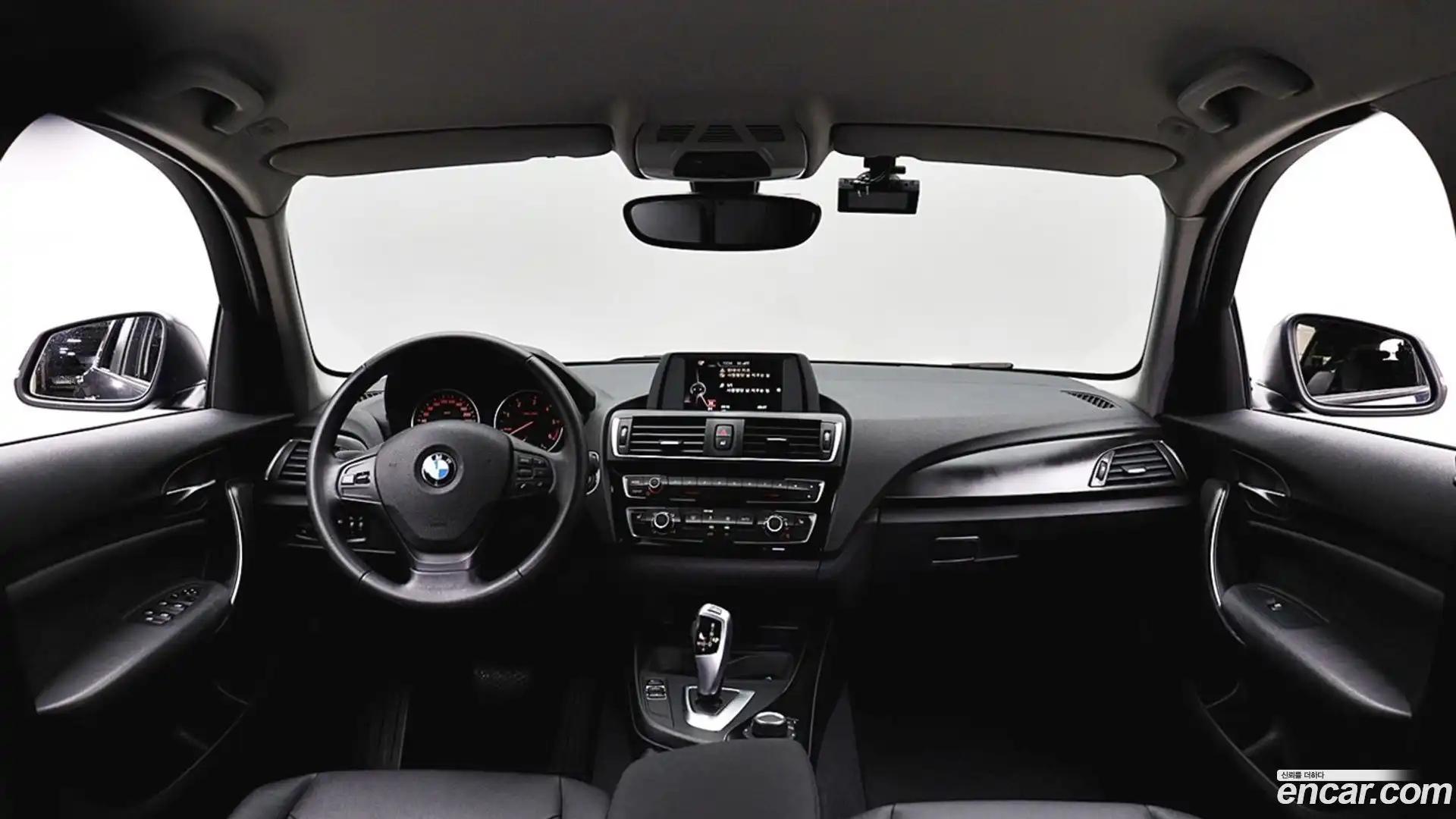 1-Series BMW 2016.11-INNER-009