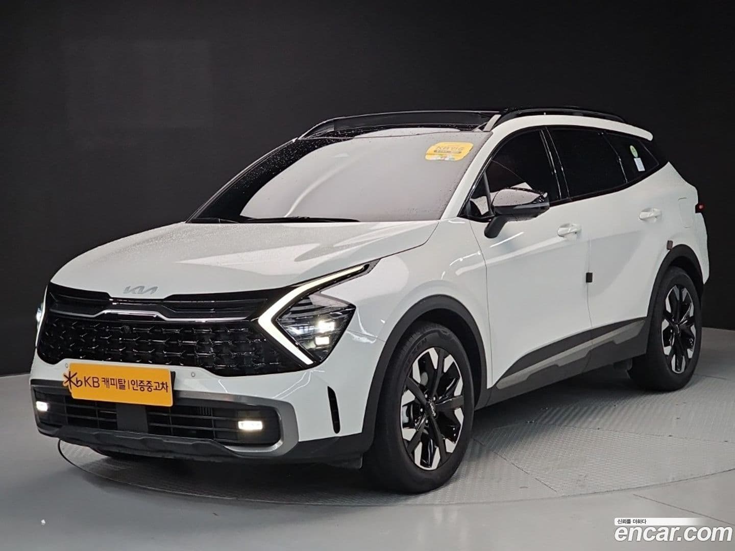 Main__Slider__Photo:Sportage Kia 2021.9-0