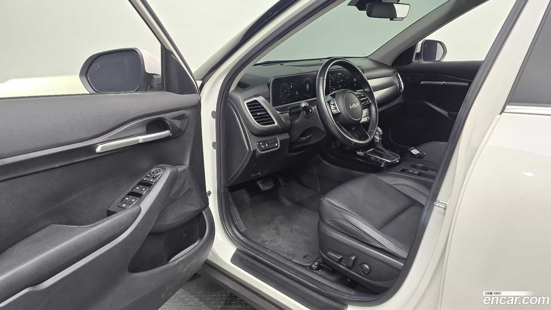 Seltos Kia 2023.0-INNER-010