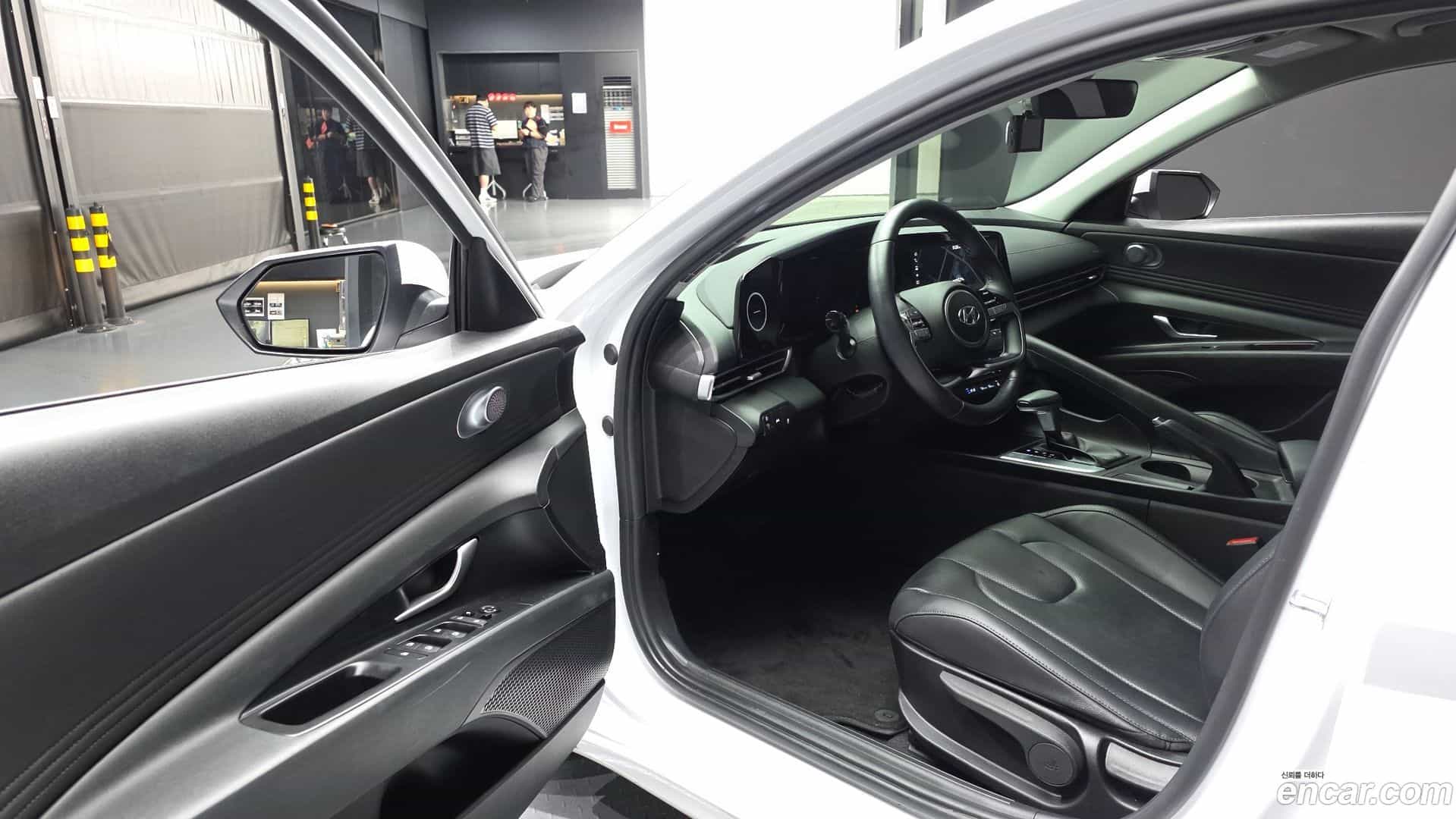 AVANTE Hyundai 2020.8-INNER-010