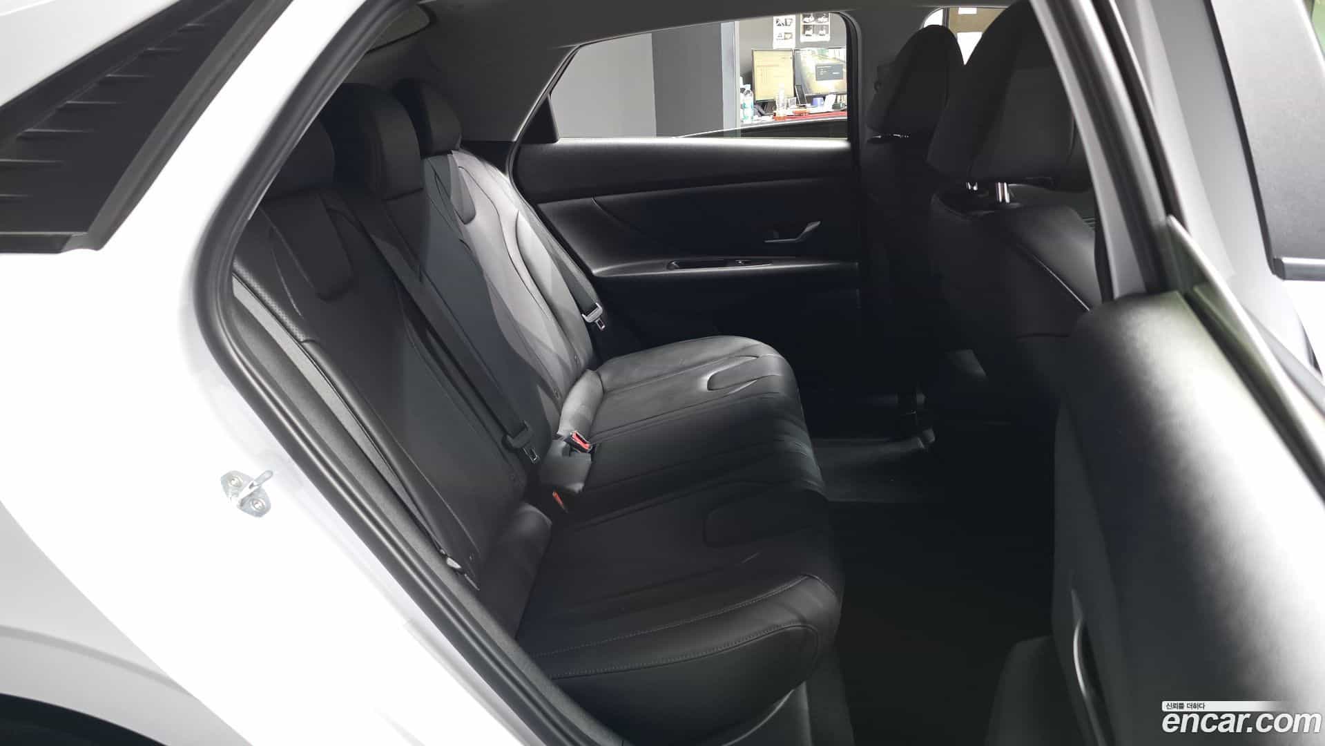 AVANTE Hyundai 2020.8-OPTION-016