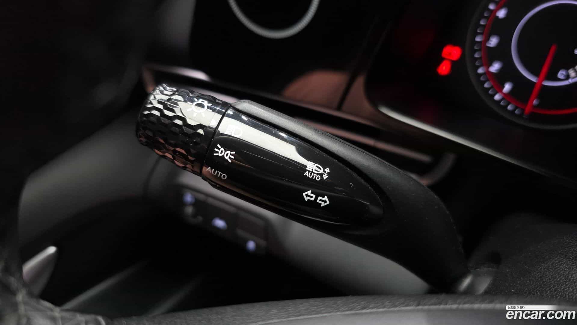 AVANTE Hyundai 2020.8-OPTION-023