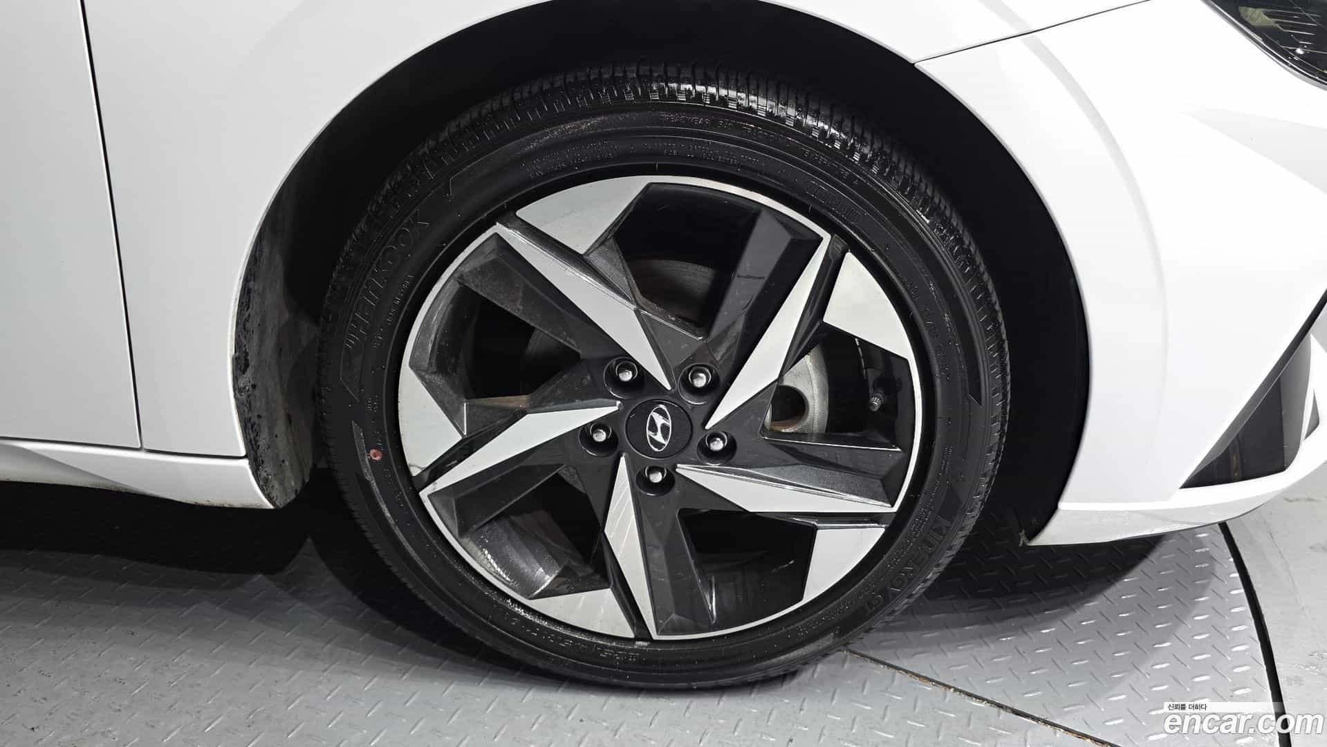 AVANTE Hyundai 2020.8-OUTER-031