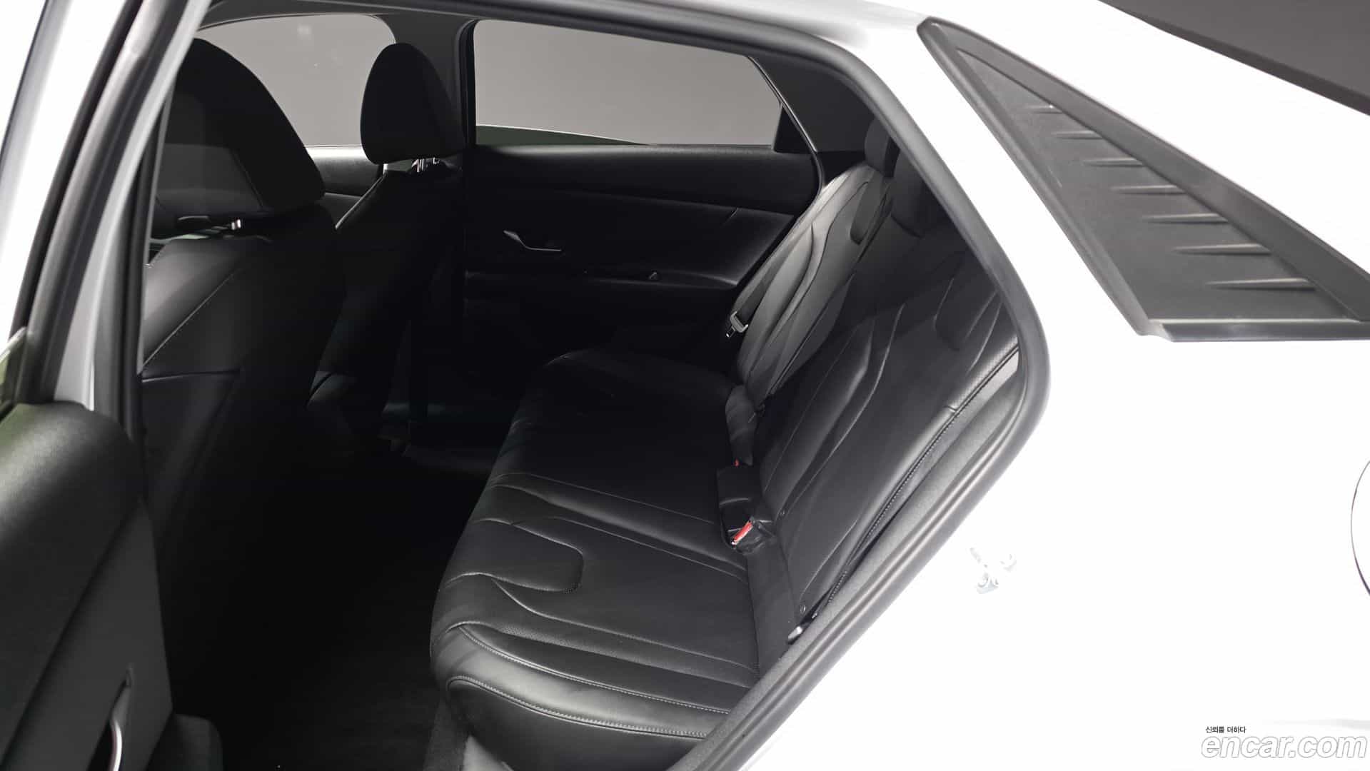 AVANTE Hyundai 2020.8-INNER-036
