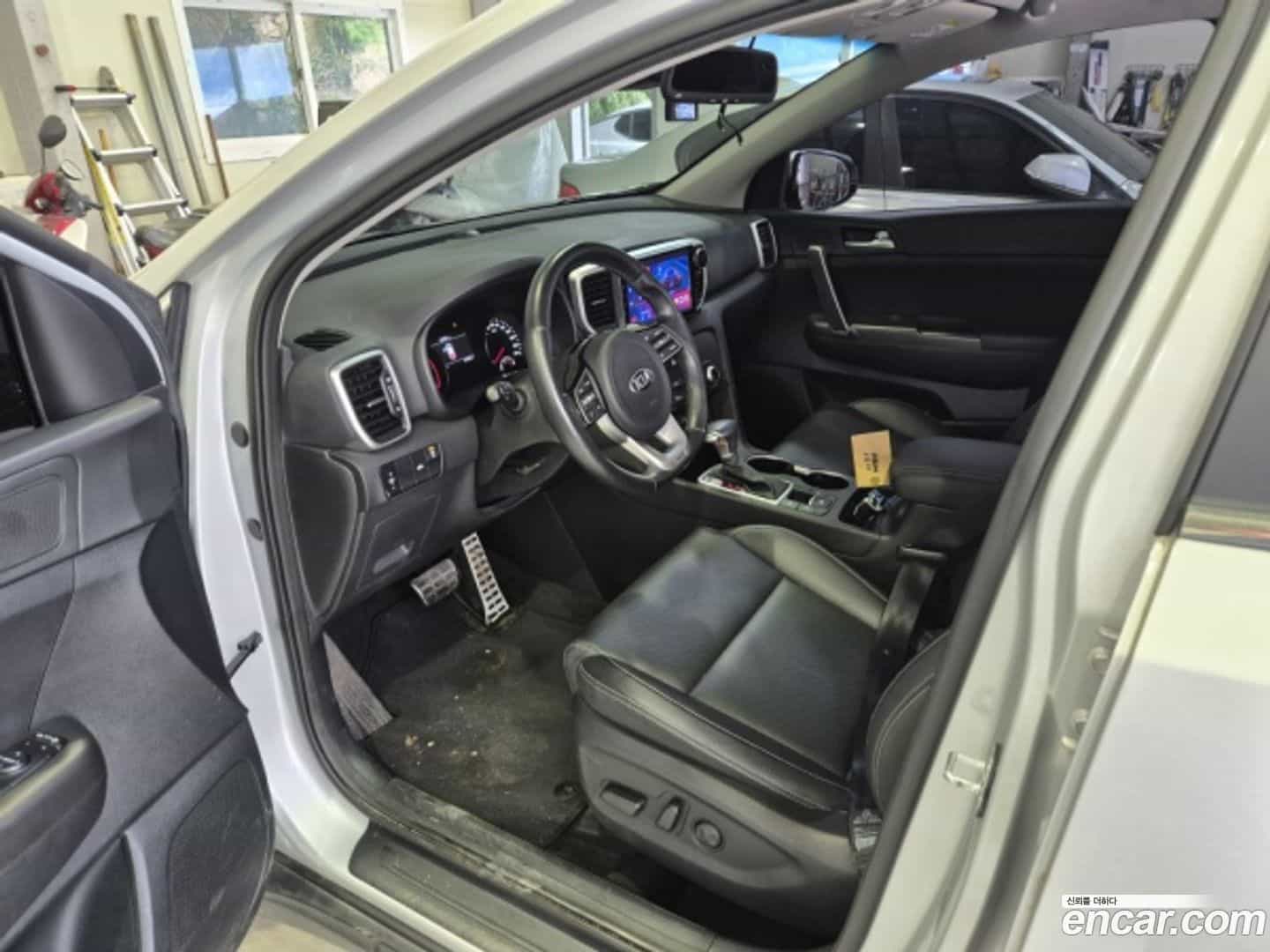 Sportage Kia 2021.2-INNER-010
