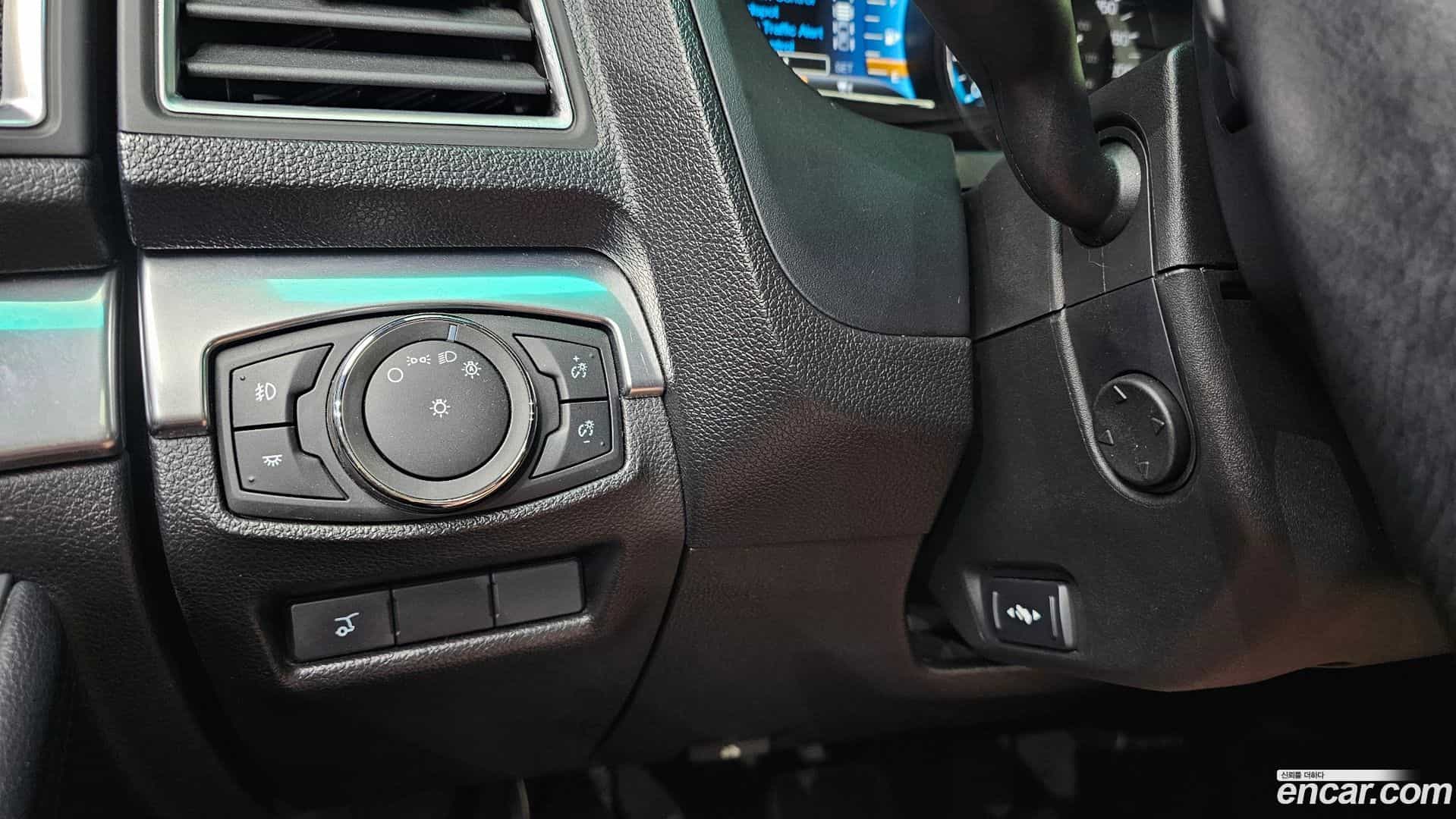 Explorer Ford 2017.4-OPTION-021