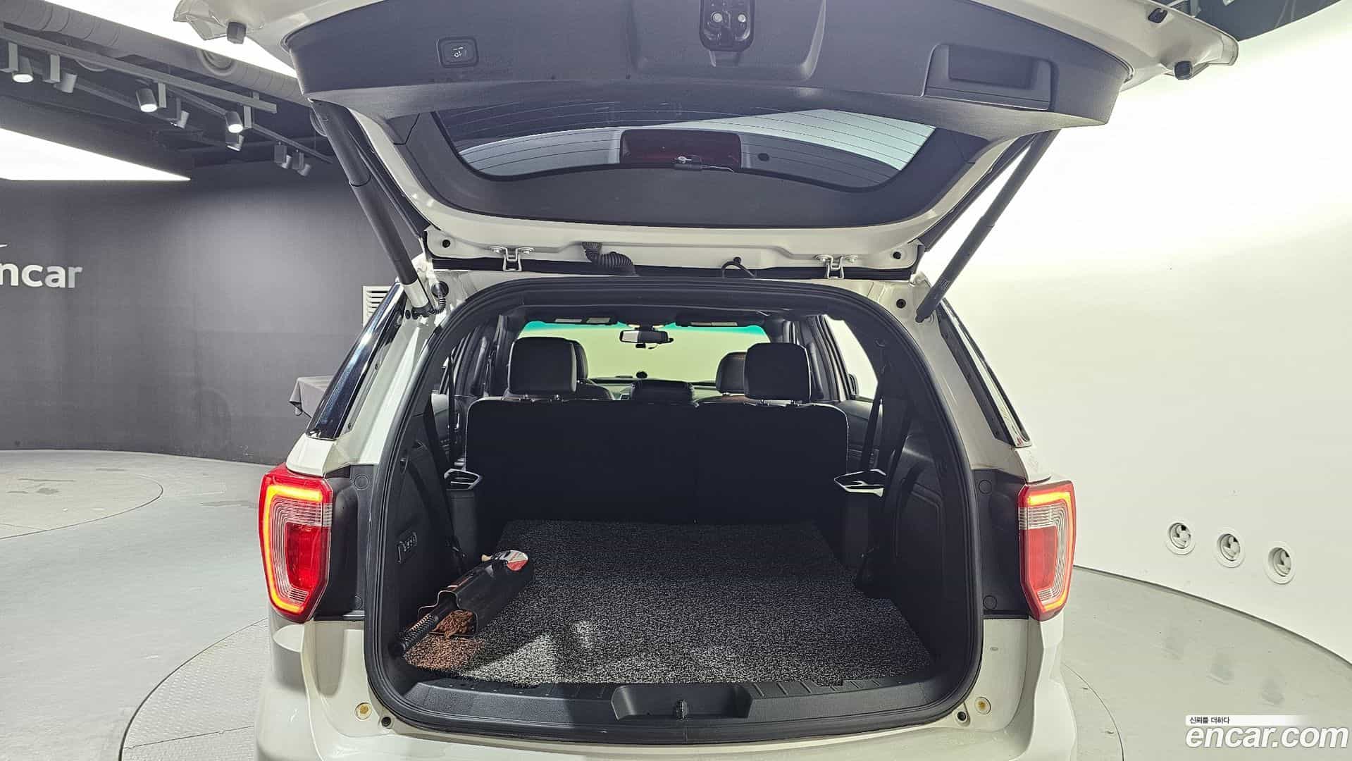 Explorer Ford 2017.4-OPTION-024