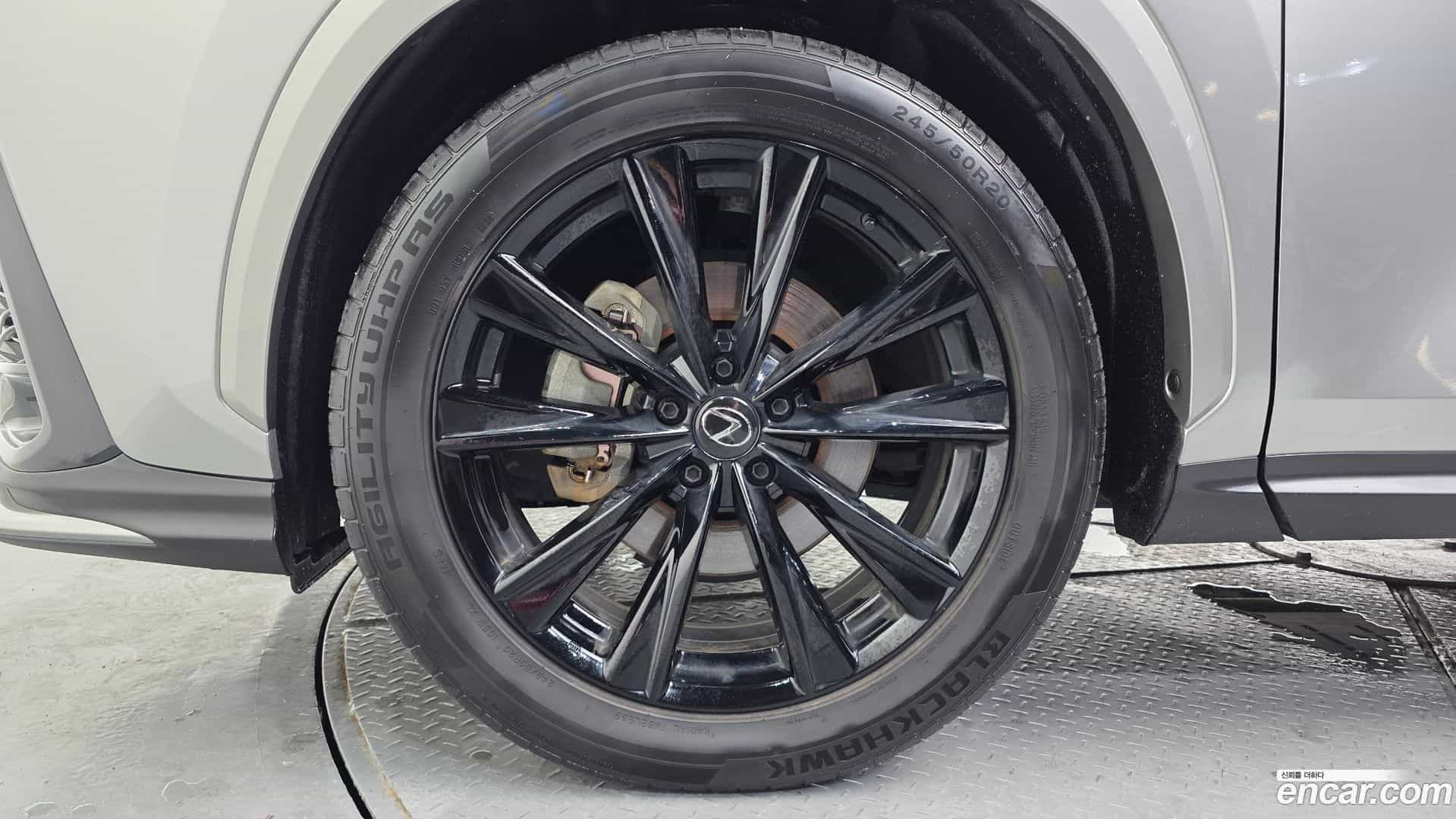 NX Lexus 2024.5-OUTER-005