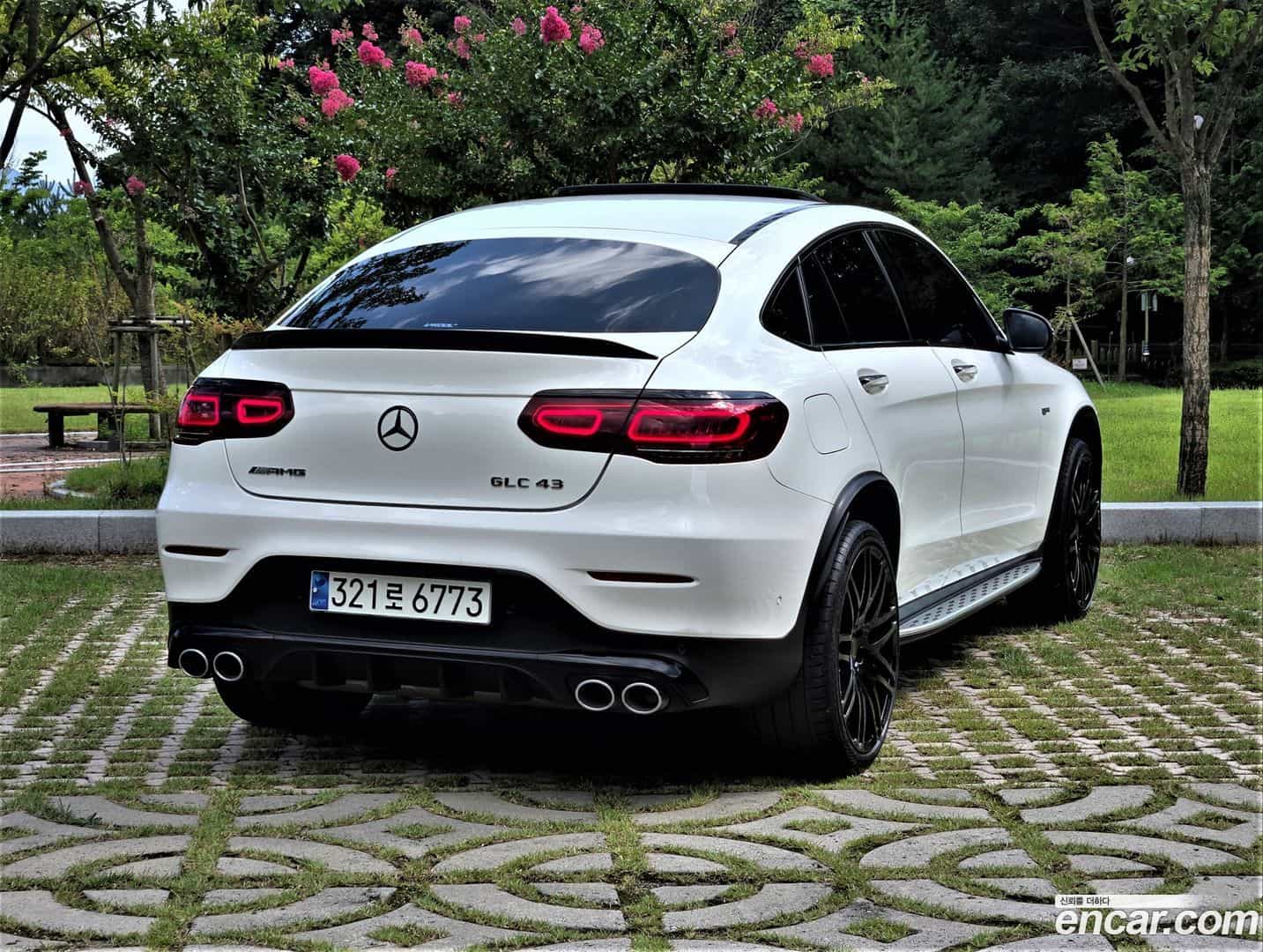 GLC-Class Mercedes-Benz 2021.2-OUTER-002