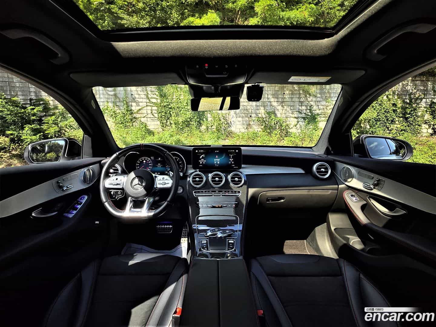 GLC-Class Mercedes-Benz 2021.2-INNER-007