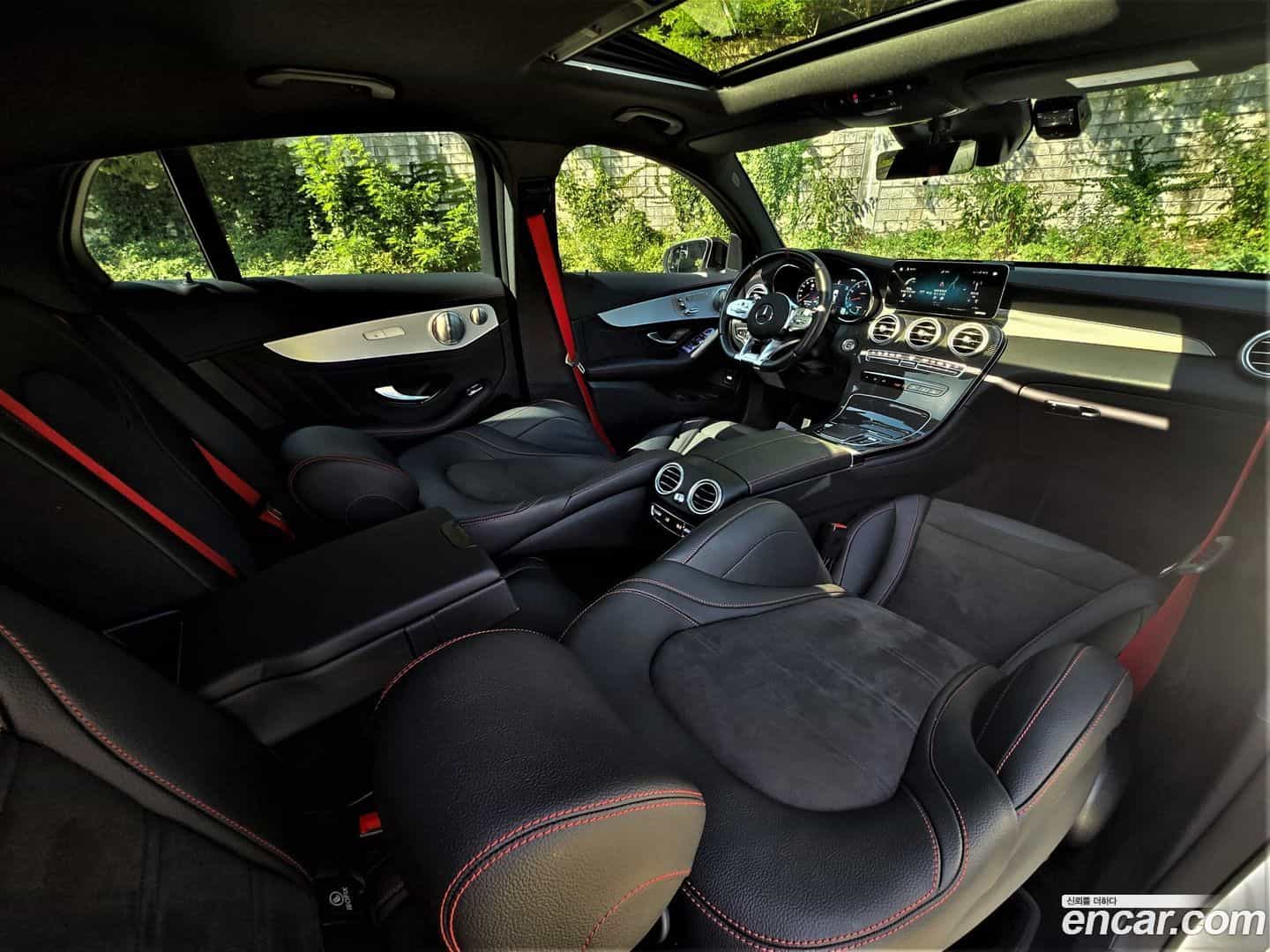 GLC-Class Mercedes-Benz 2021.2-INNER-010