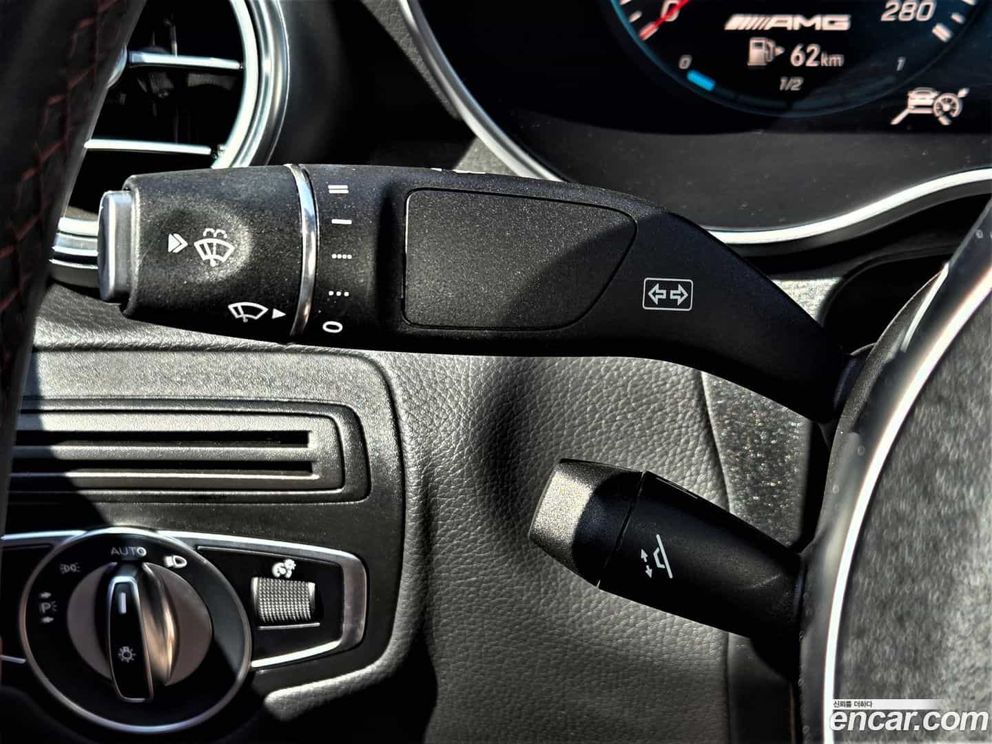 GLC-Class Mercedes-Benz 2021.2-OPTION-017