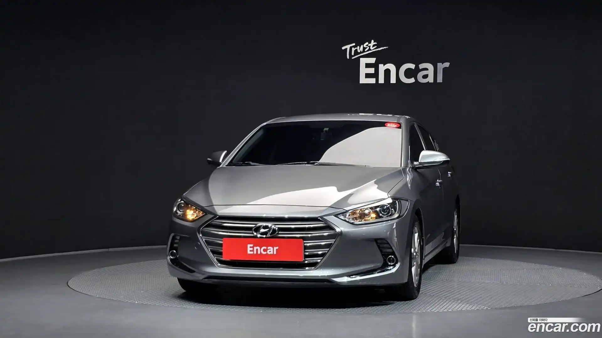 AVANTE Hyundai 2017.1-OUTER-003