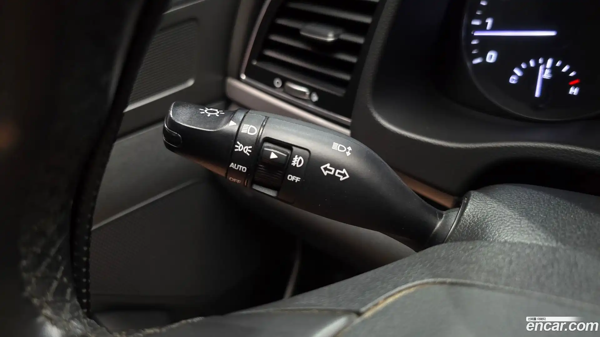AVANTE Hyundai 2017.1-OPTION-021