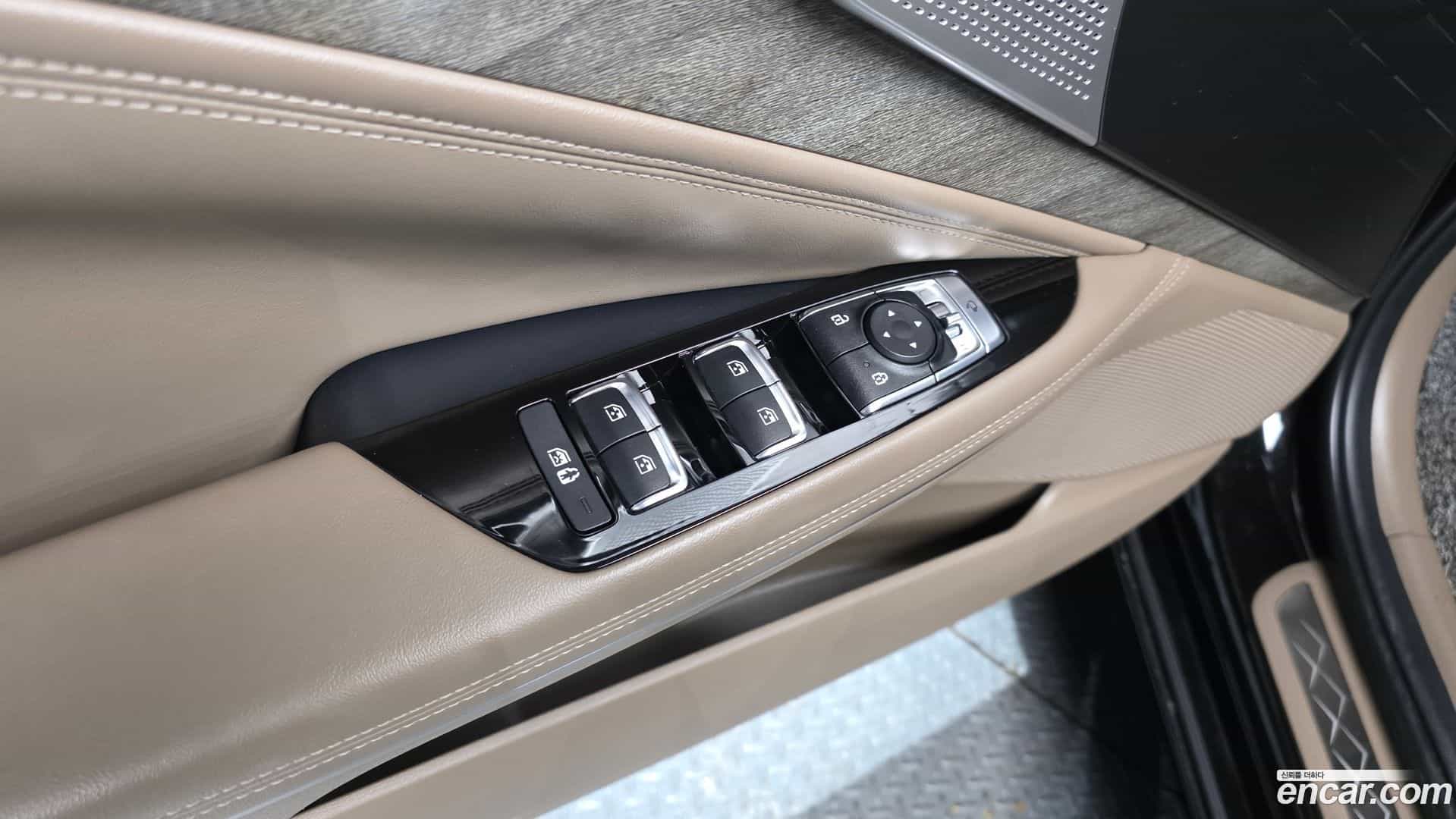 K8 Kia 2023.0-OPTION-043