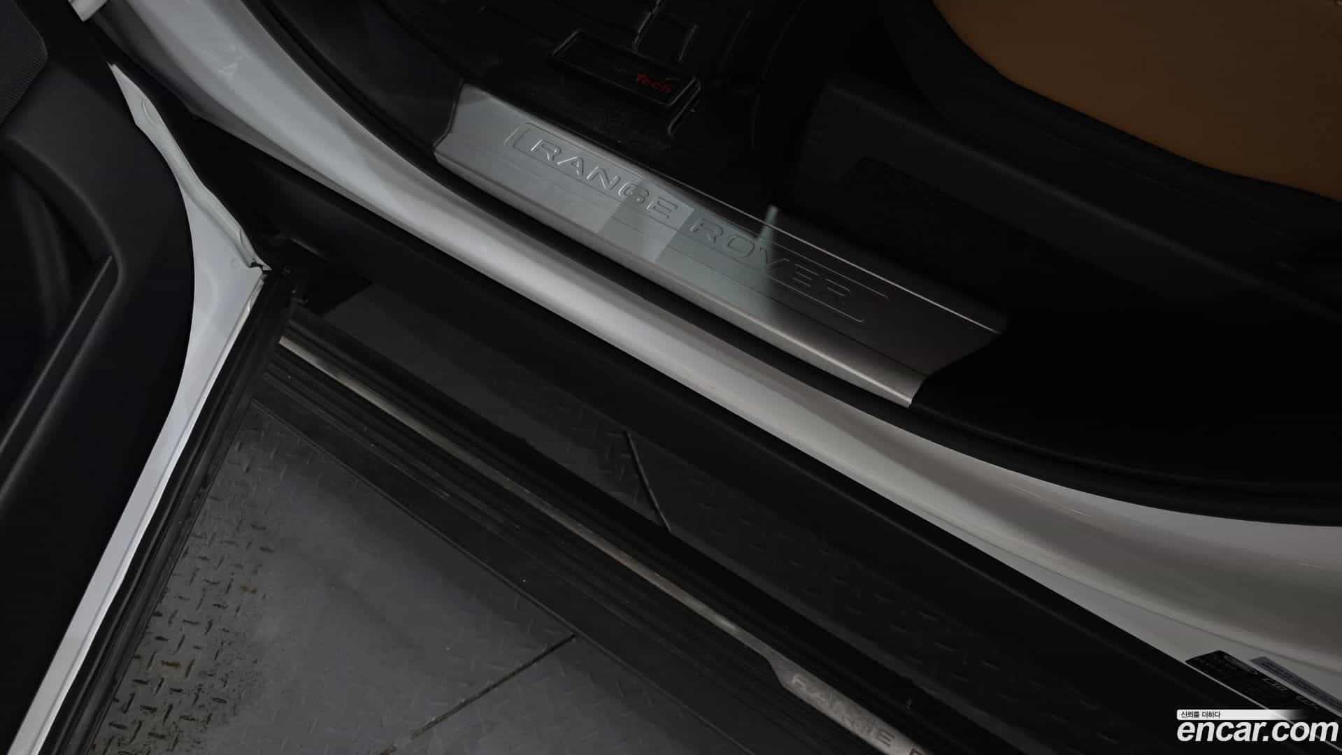 Range Rover Land Rover 2019.4-OPTION-022
