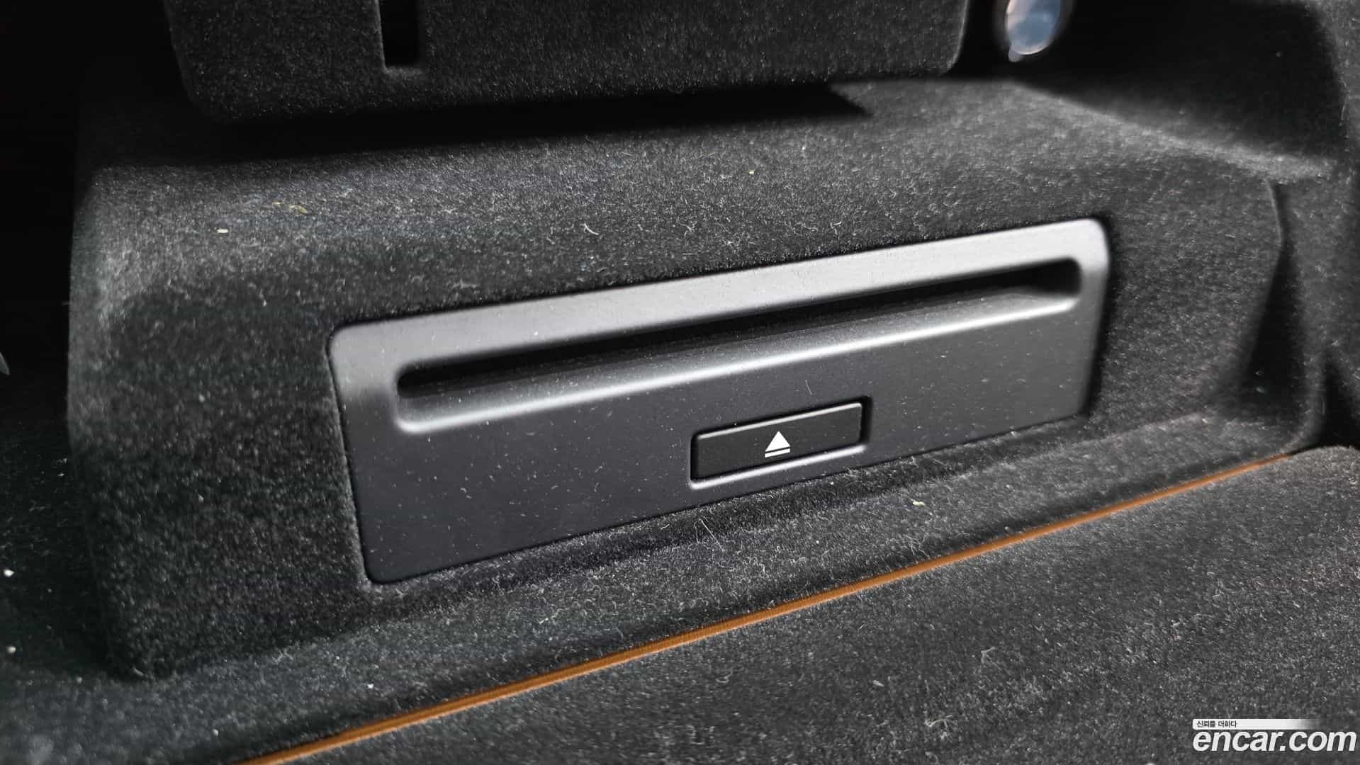 Range Rover Land Rover 2019.4-OPTION-051