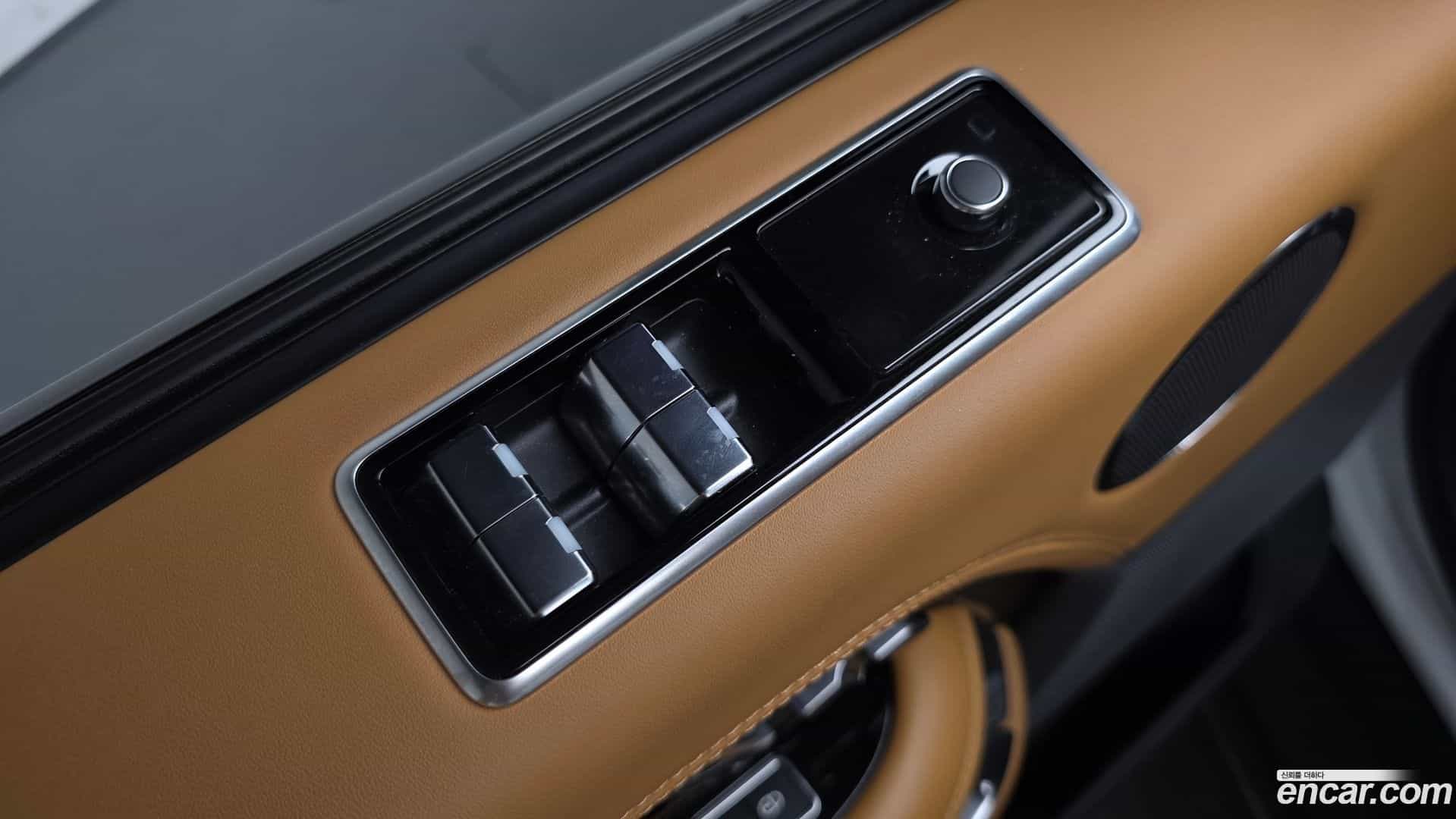 Range Rover Land Rover 2019.4-OPTION-052