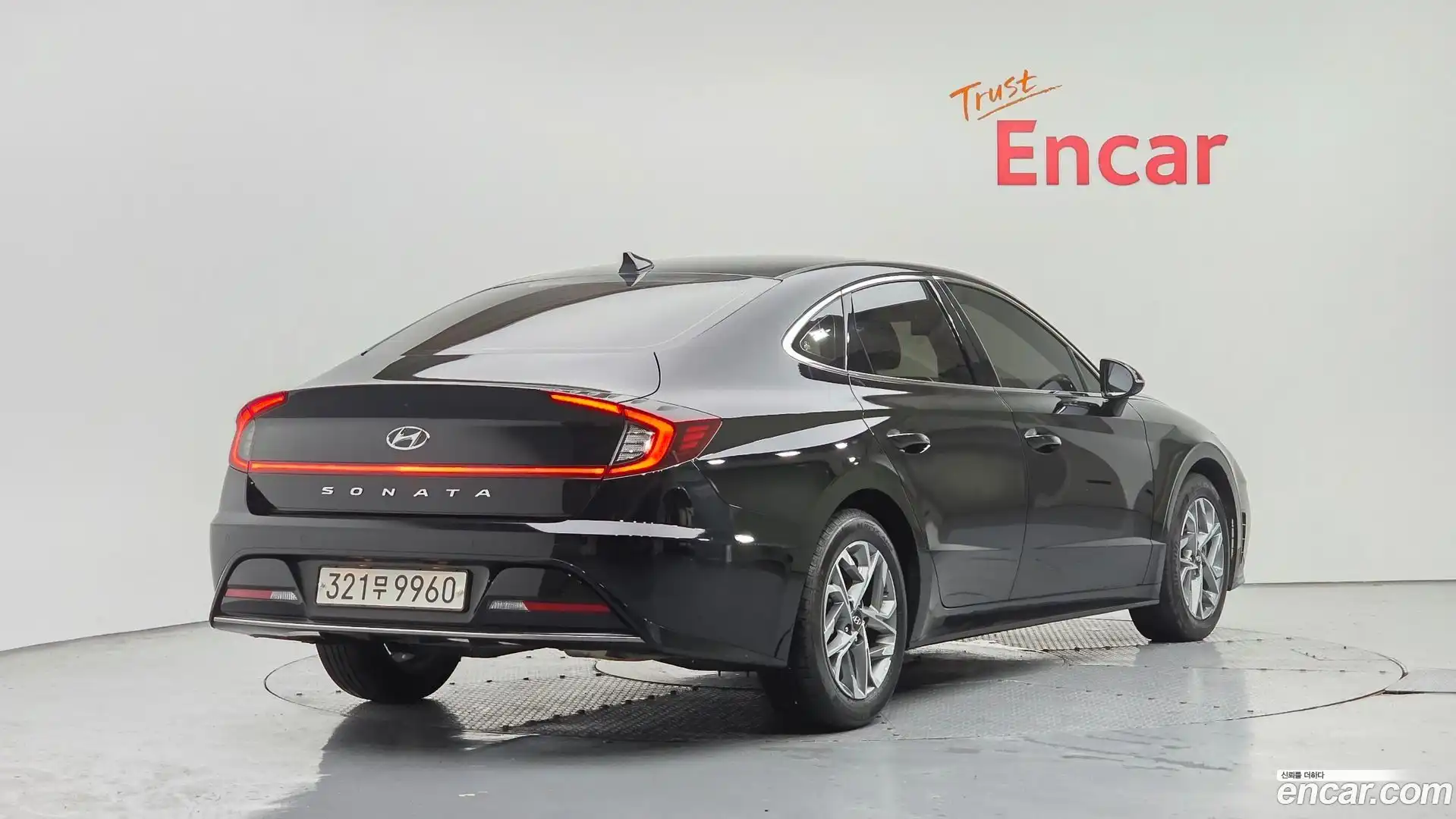 Sonata Hyundai 2023.1-OUTER-002