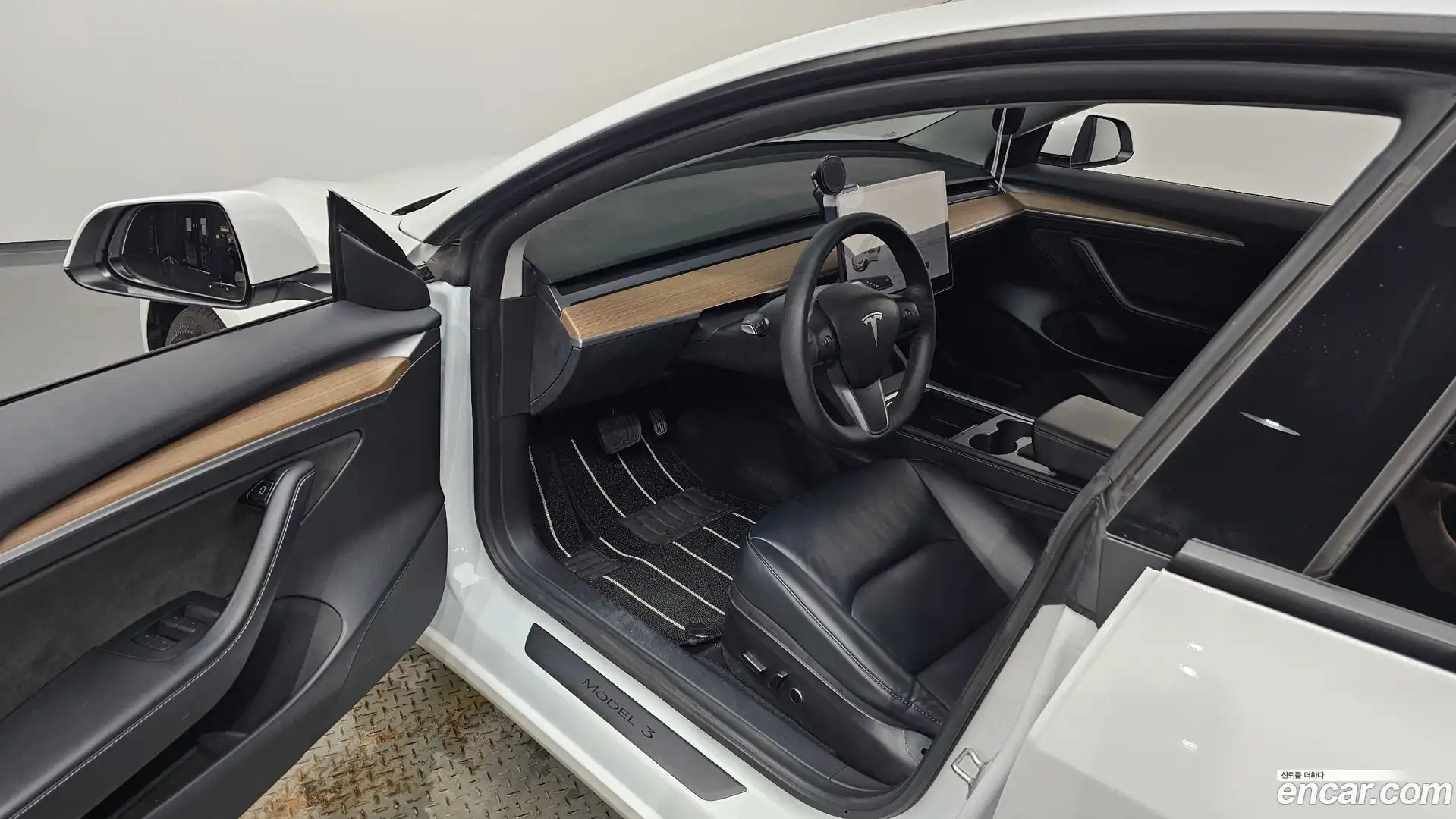 Model 3 Tesla 2021.7-INNER-010