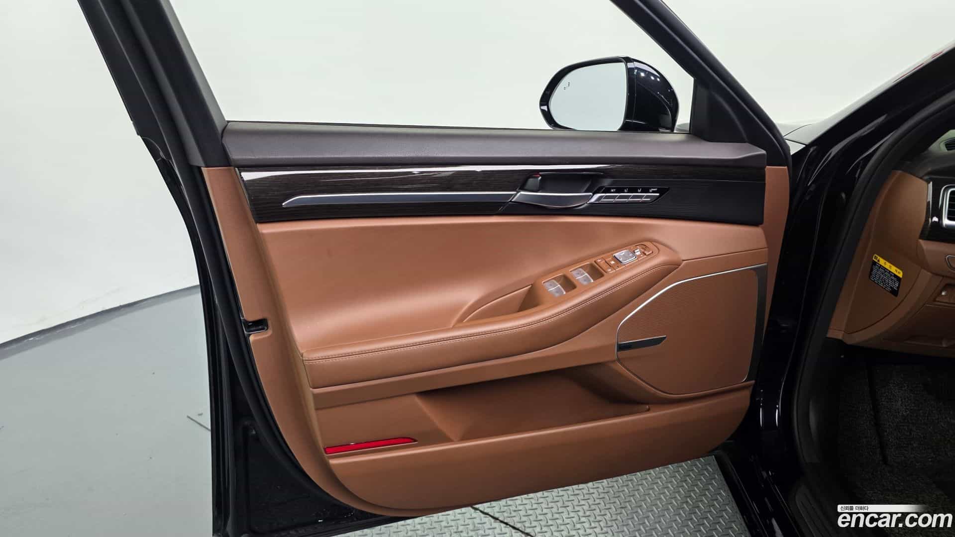 G90 Genesis 2020.6-INNER-034