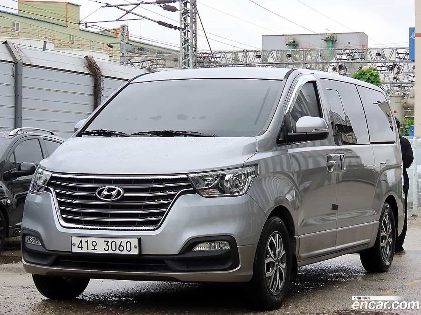 Starex Hyundai 2018.9-OUTER-001