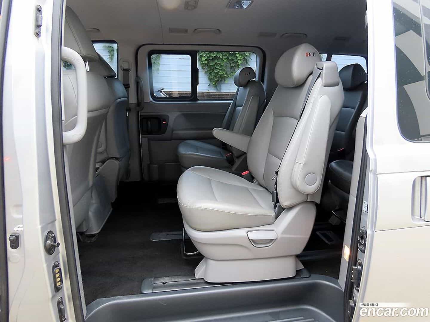 Starex Hyundai 2018.9-OUTER-006