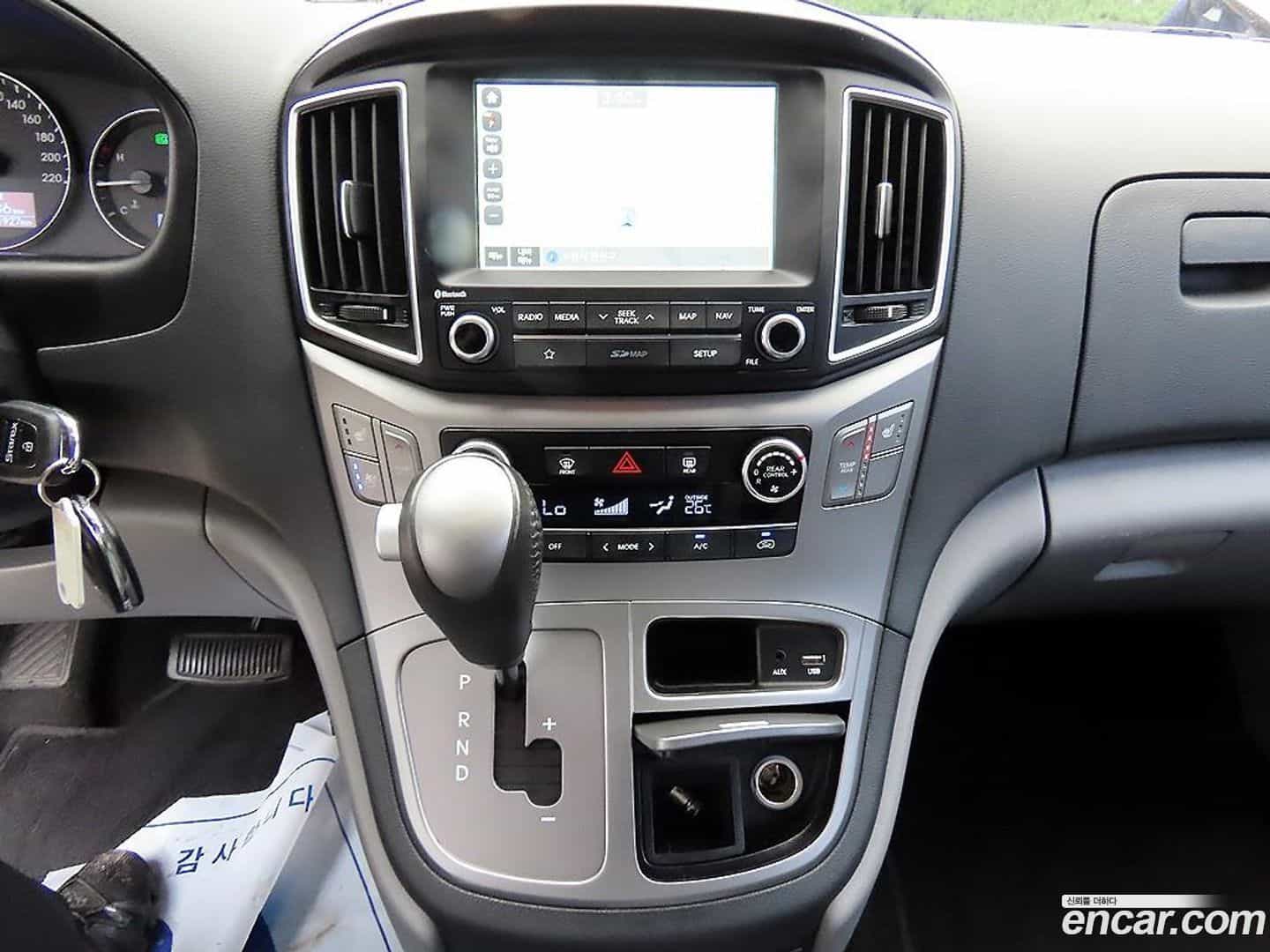 Starex Hyundai 2018.9-OPTION-018
