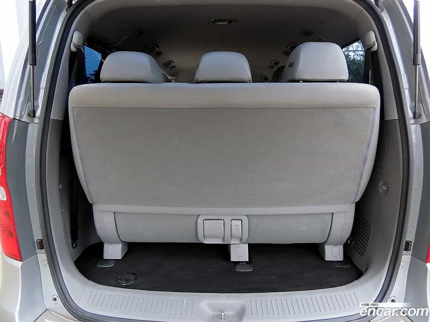 Starex Hyundai 2018.9-OPTION-022