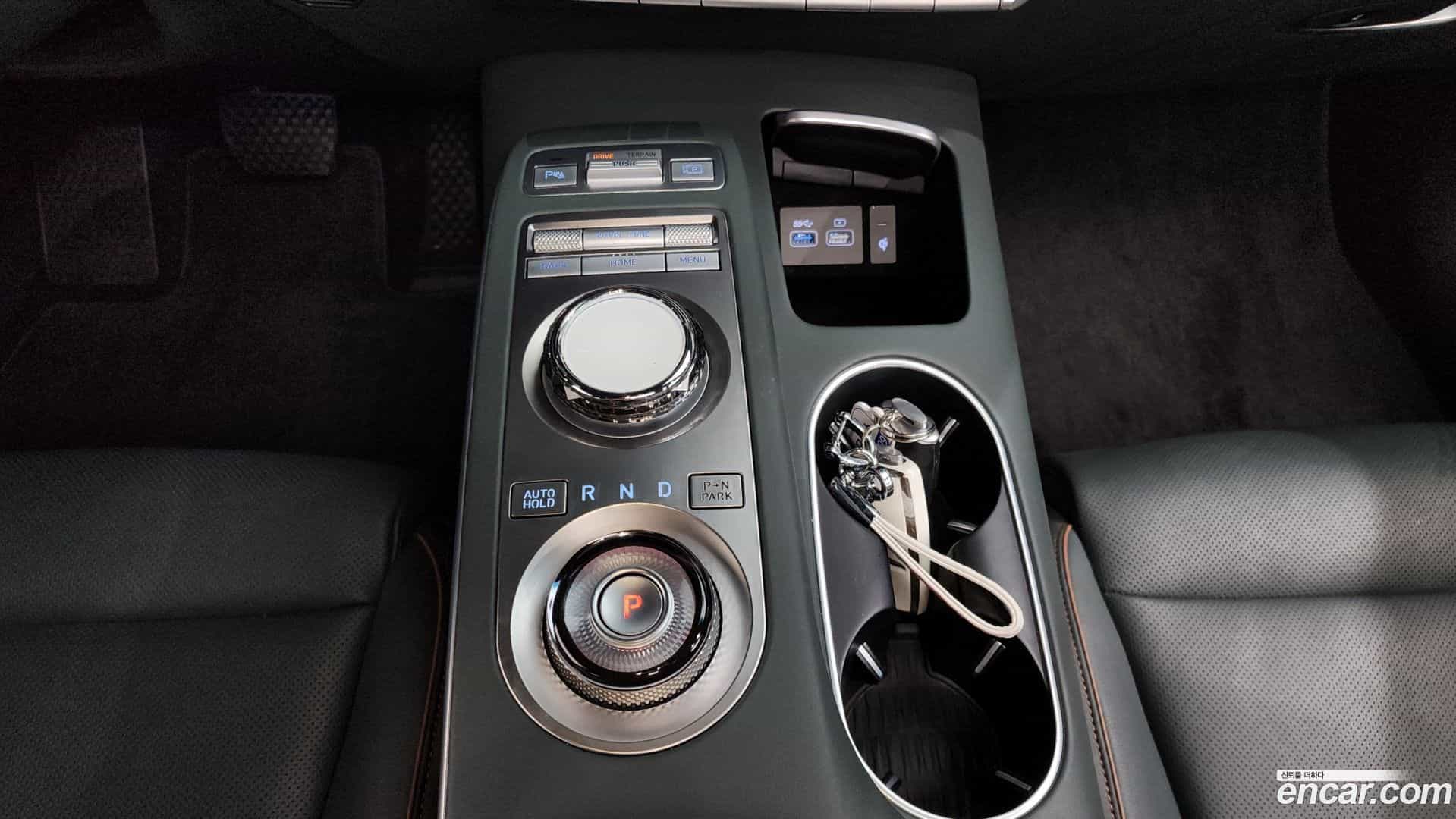 GV70 Genesis 2024.0-INNER-009