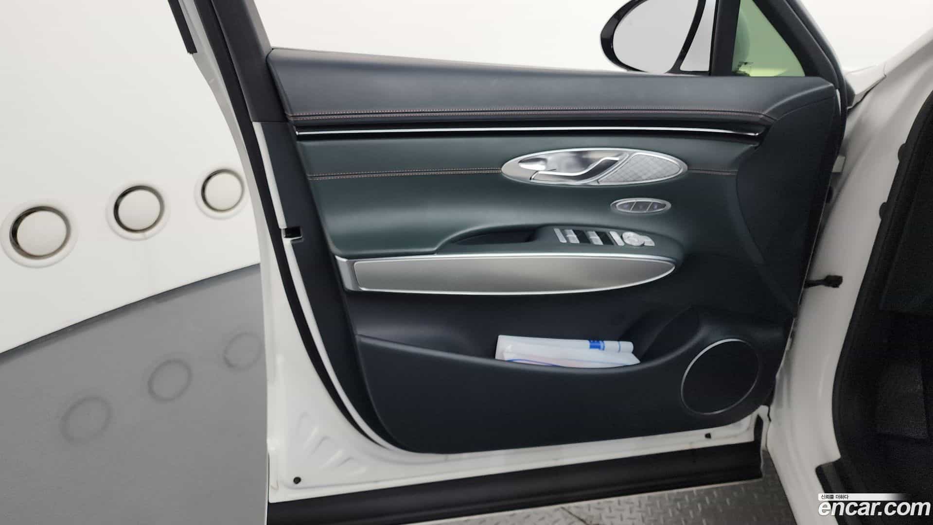 GV70 Genesis 2024.0-INNER-034