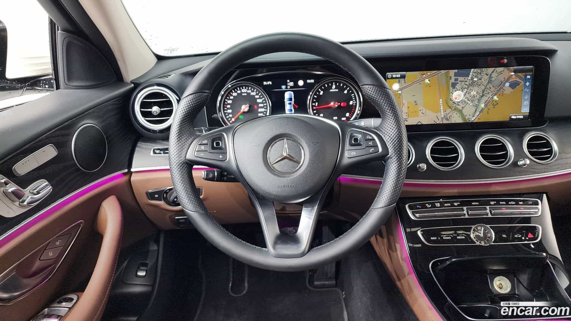 E-Class Mercedes-Benz 2017.1-OPTION-017