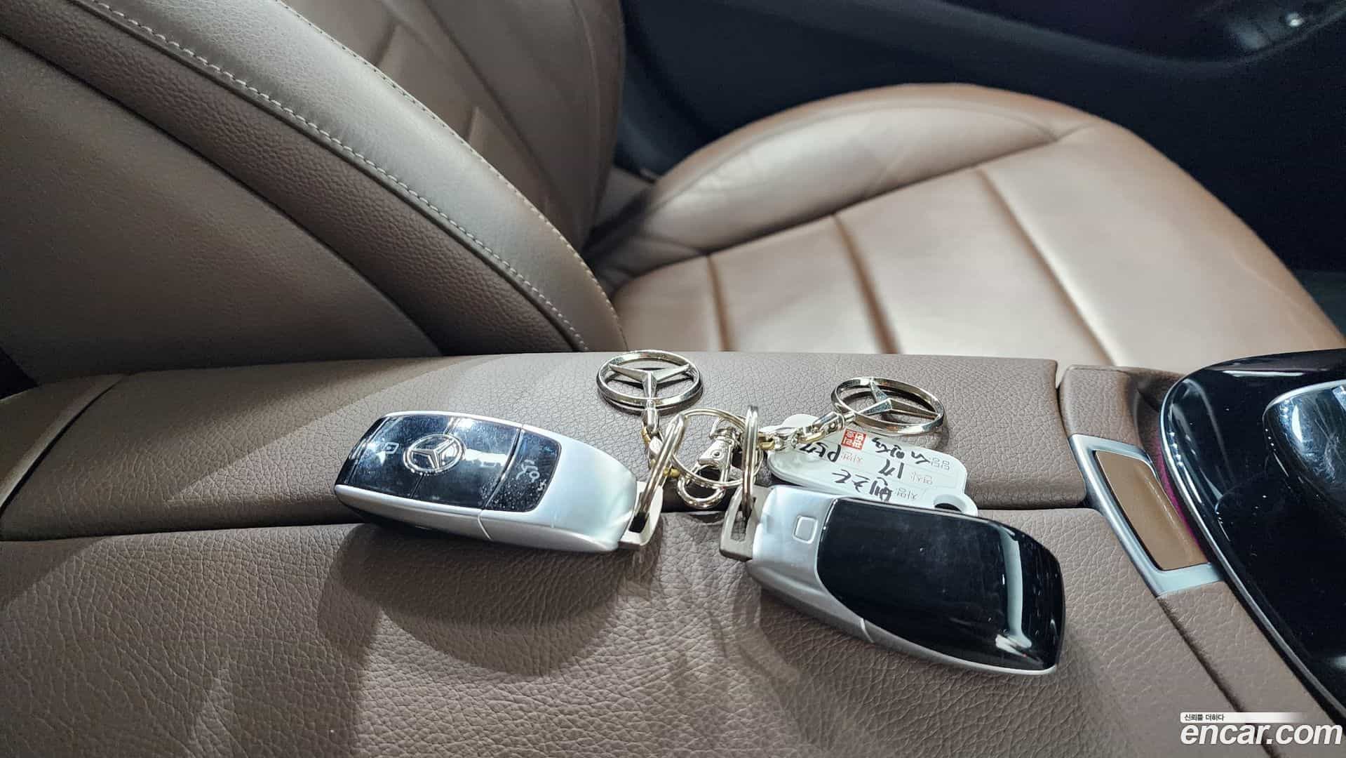 E-Class Mercedes-Benz 2017.1-OPTION-019
