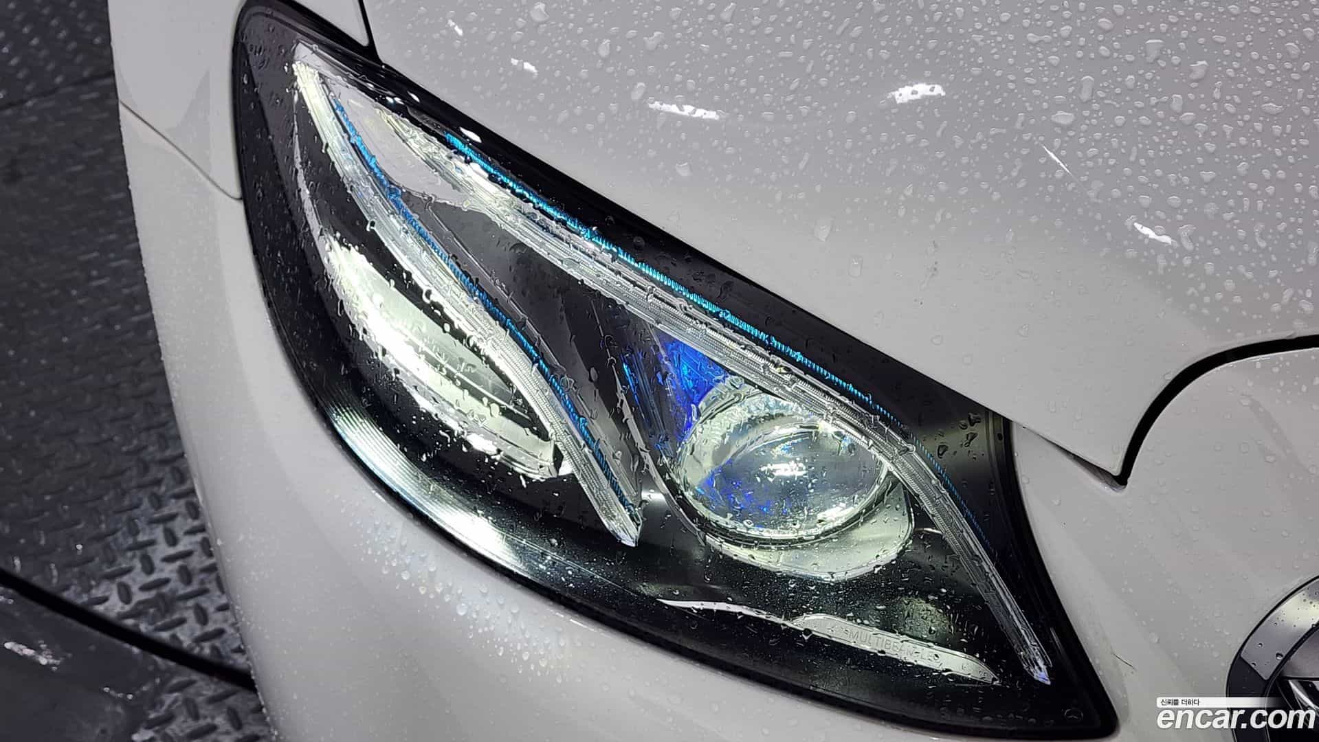 E-Class Mercedes-Benz 2017.1-OUTER-032