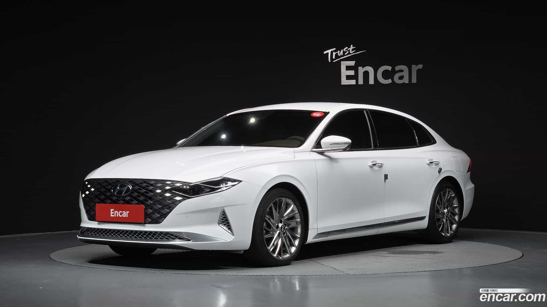 Grandeur Hyundai 2020.0-OUTER-001