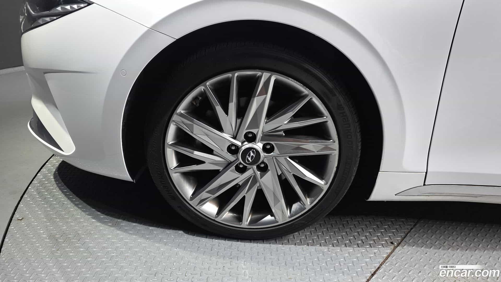 Grandeur Hyundai 2020.0-OUTER-005