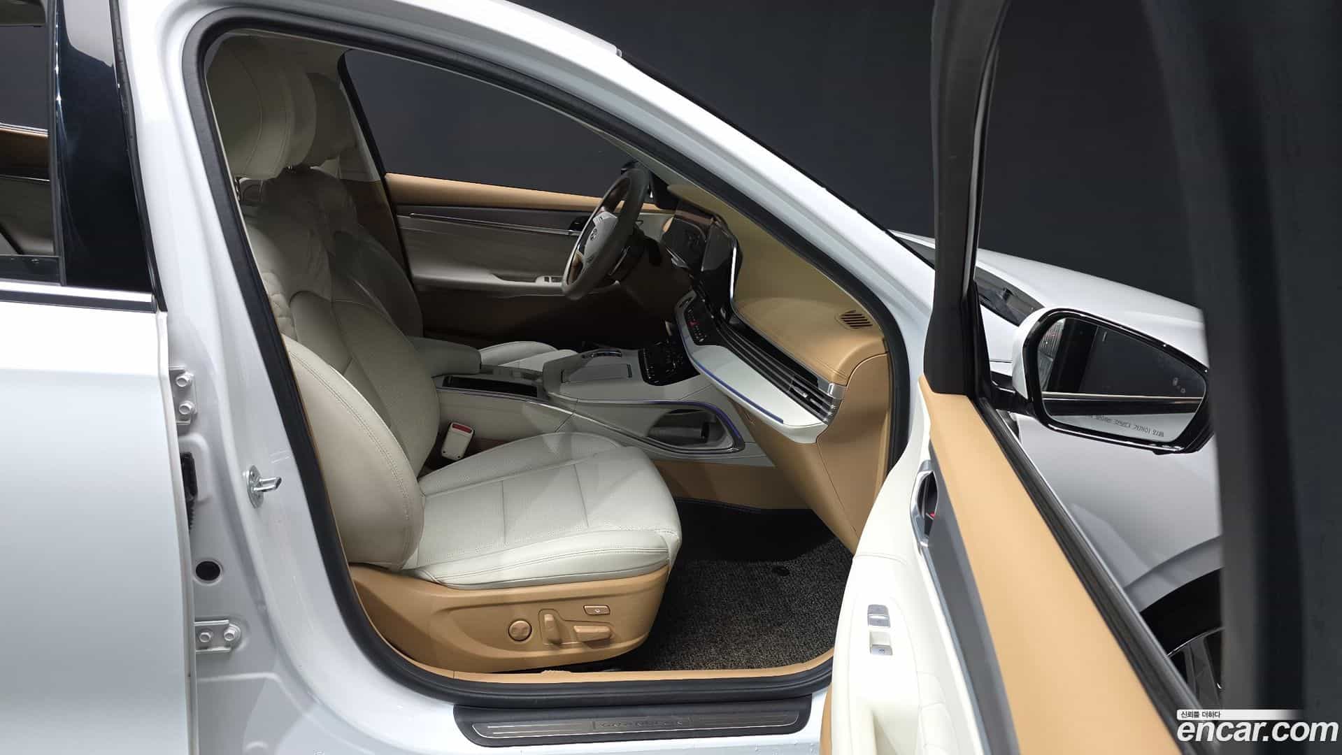 Grandeur Hyundai 2020.0-OPTION-015