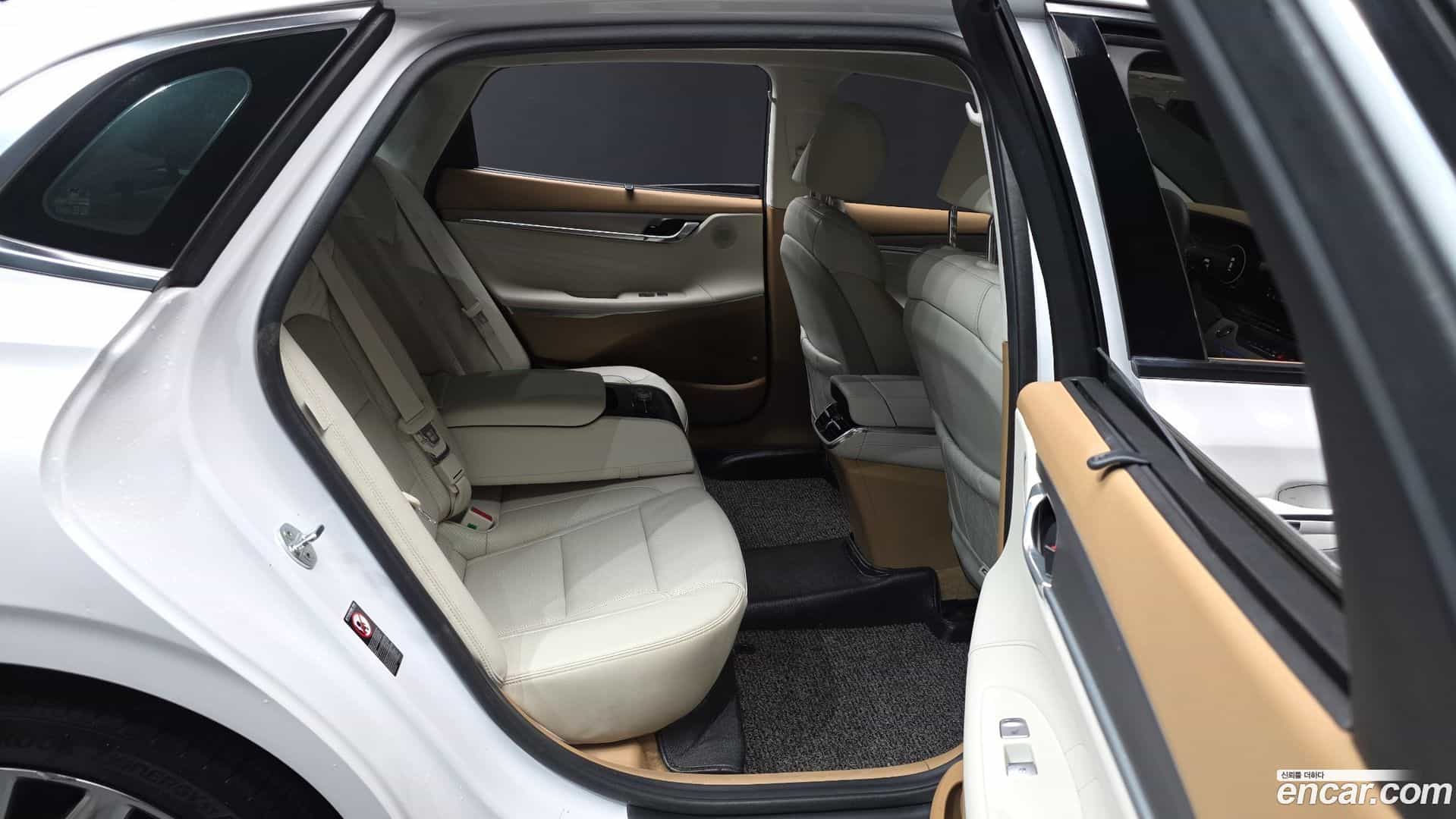 Grandeur Hyundai 2020.0-OPTION-016