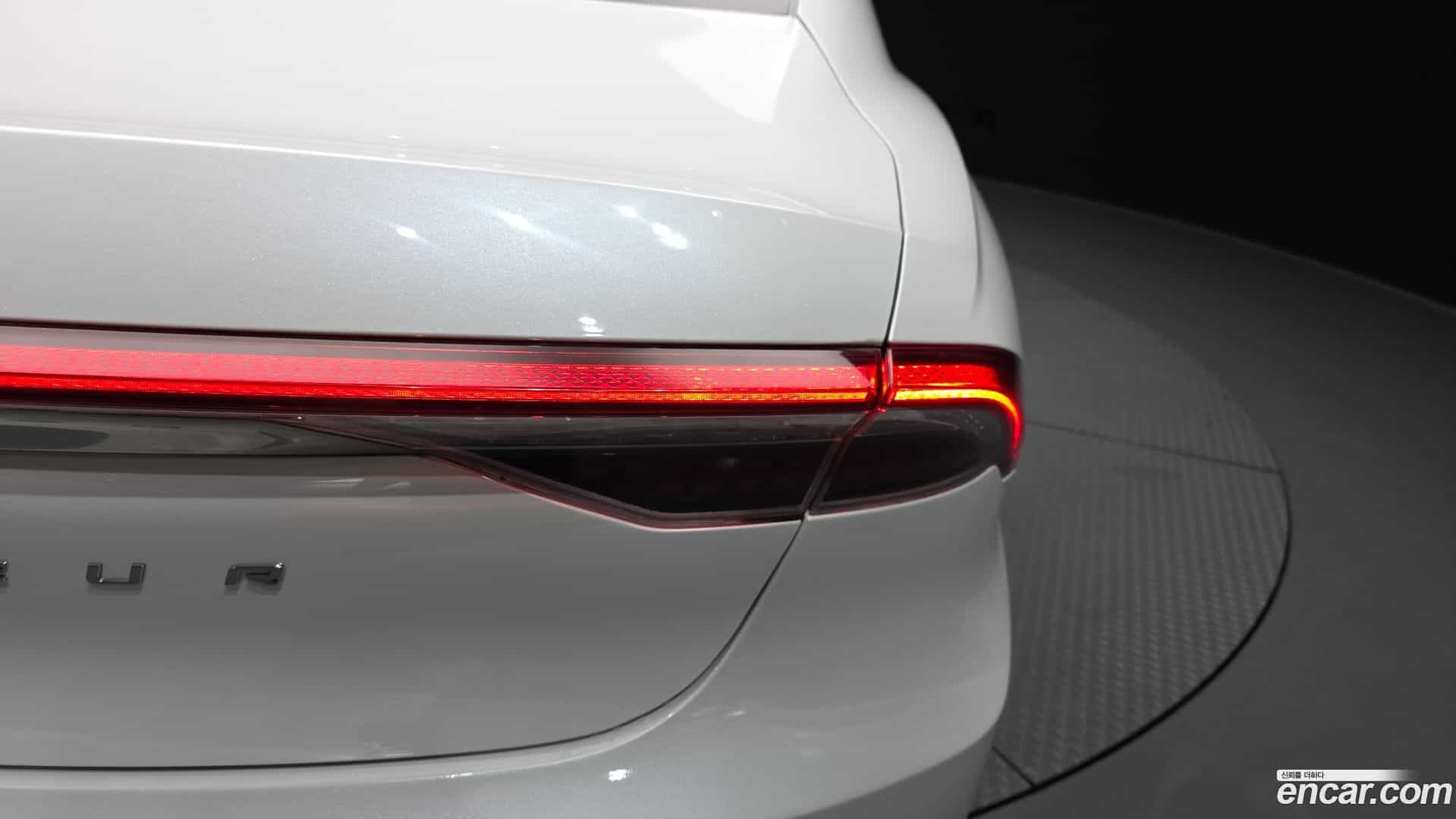 Grandeur Hyundai 2020.0-OUTER-033