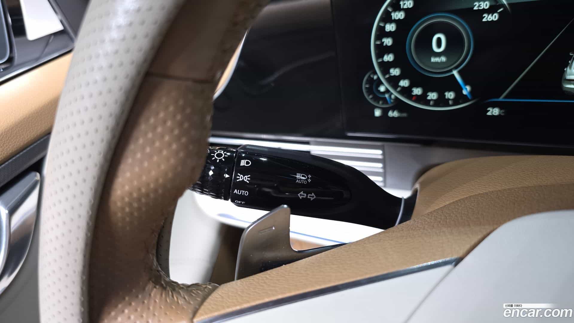Grandeur Hyundai 2020.0-OPTION-043
